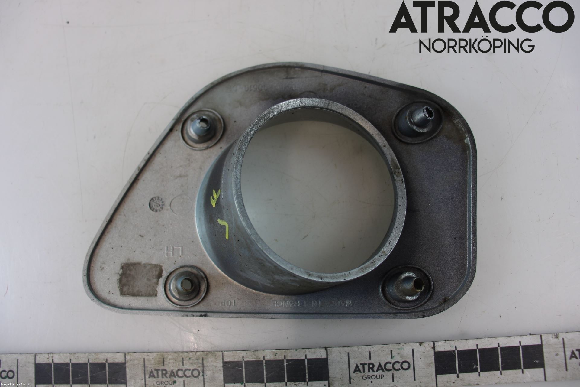 Toyota AYGO 06-14 Frontlykt Kurve-Tåkelys Ramme
