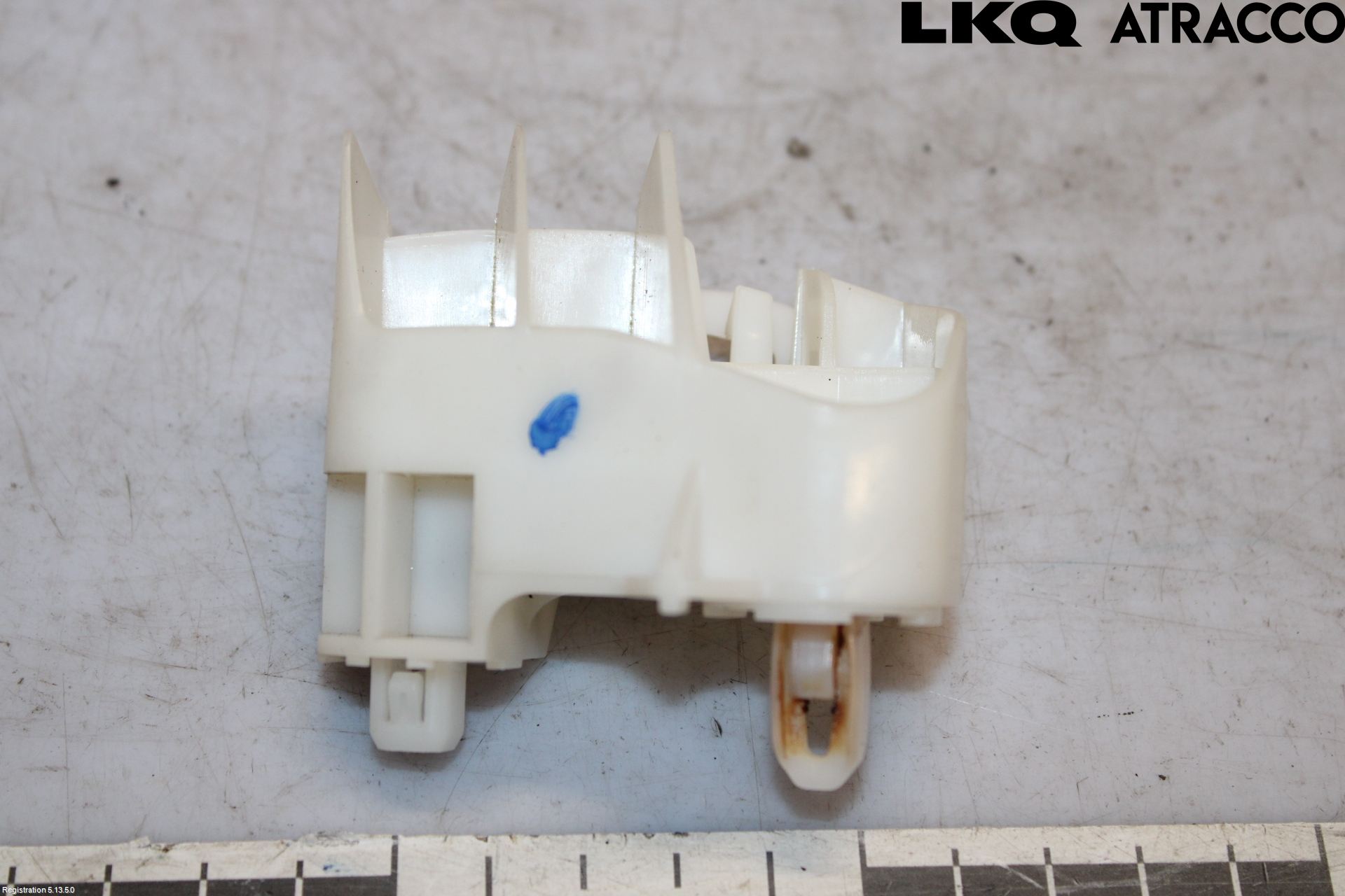 Toyota YARIS XP130 12-14 Støtfangerfeste Bak Høyre