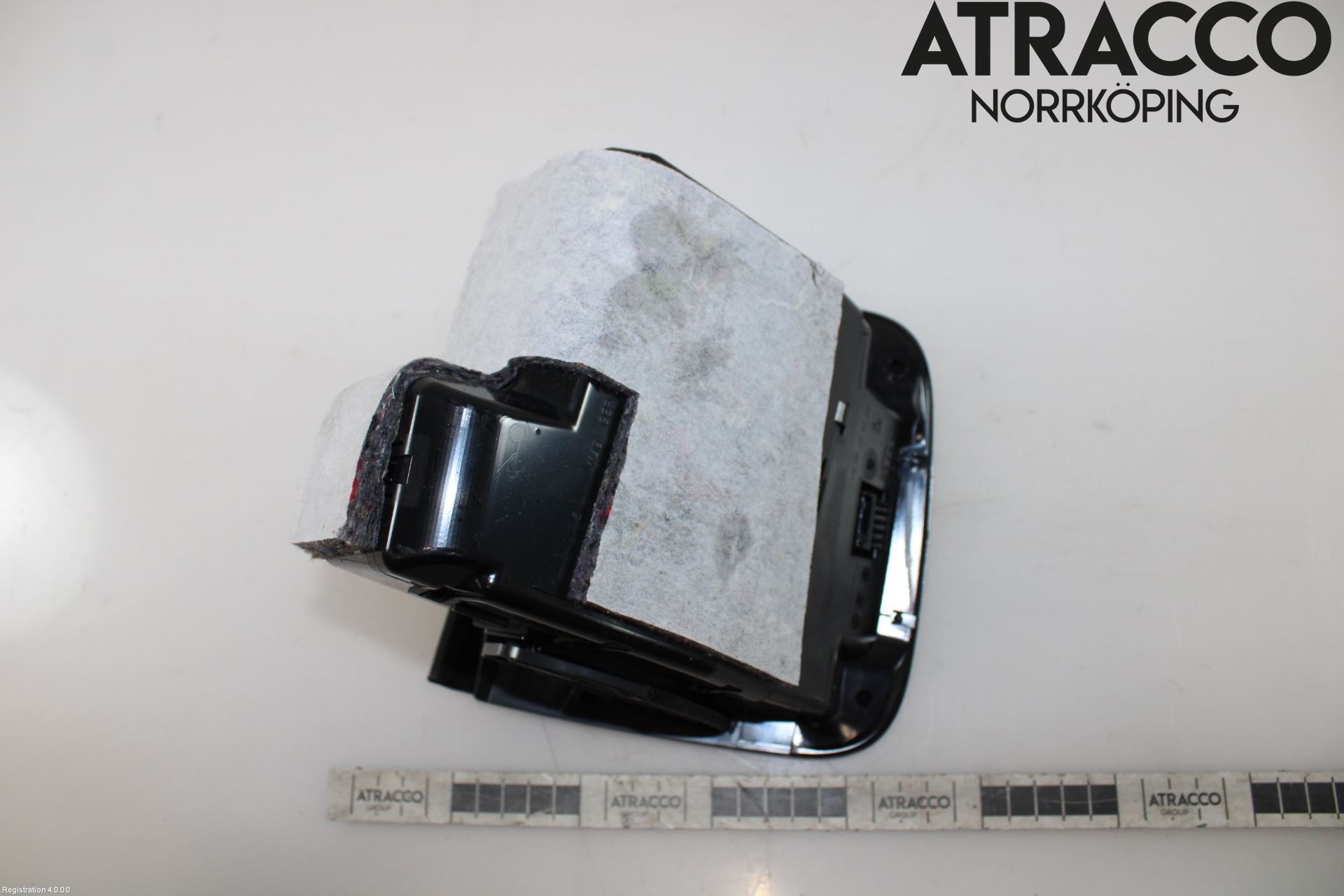 BMW 5 G30/G31/F90 17-23 Innr Oppbevaringsrom