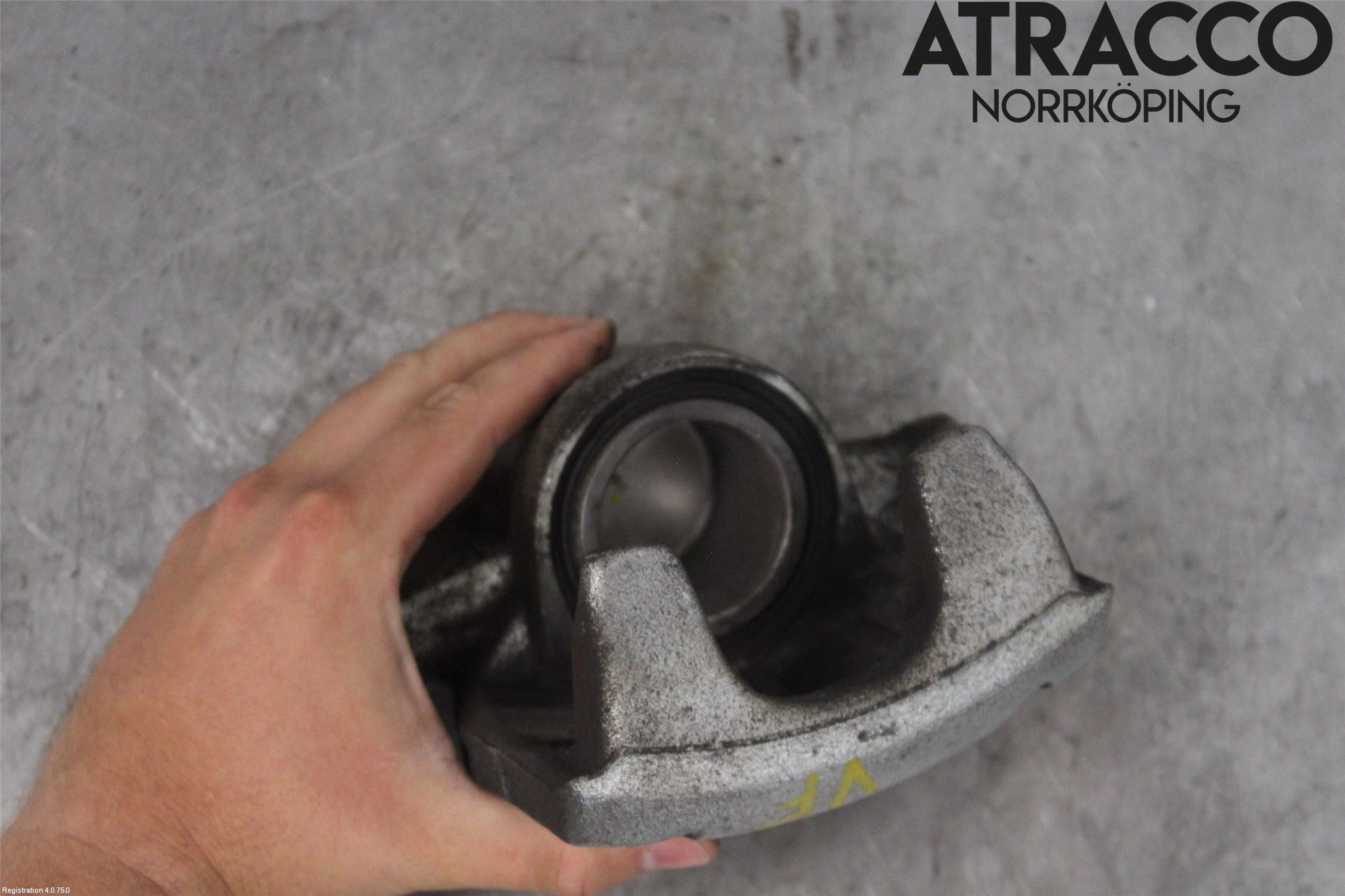 Toyota C-HR 16-23 Bremsecaliper Foran Venstre