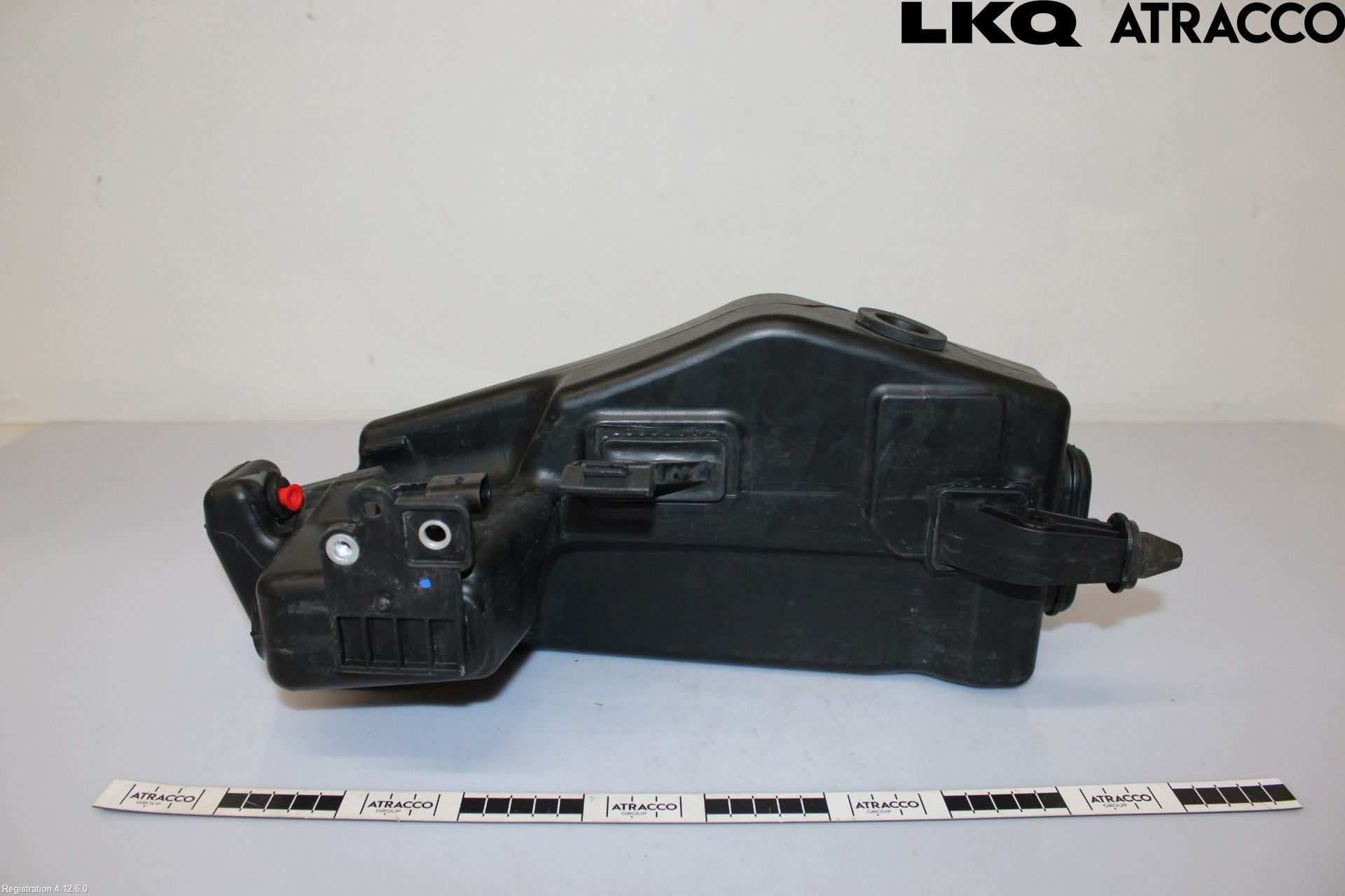 Mercedes-Benz MB E-KLASS (W212) 09-16 Spylerbeholder Frontrute-Lykte