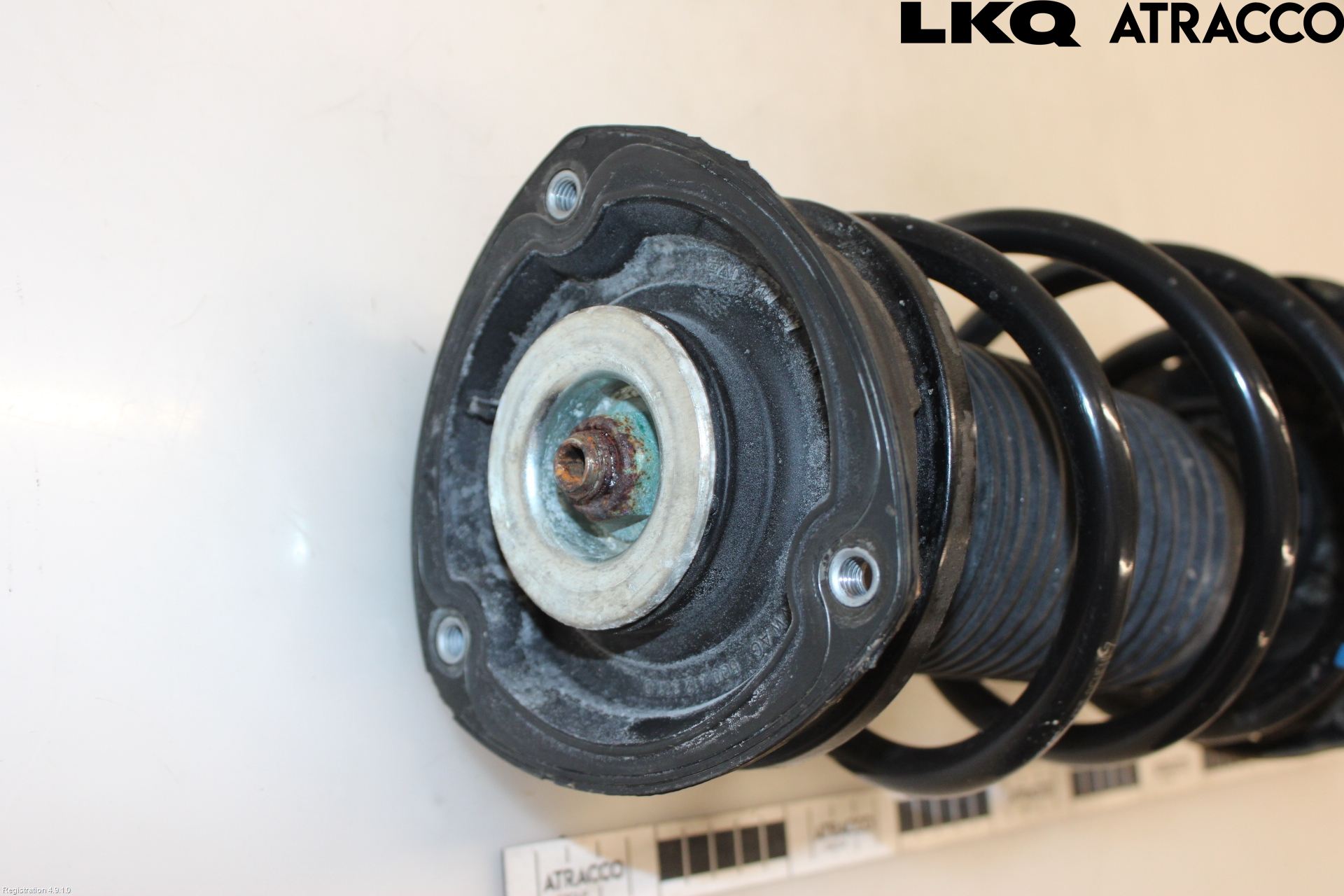 Volkswagen VW GOLF SPORTSVAN 15-20 Fjærbein Foran Høyre