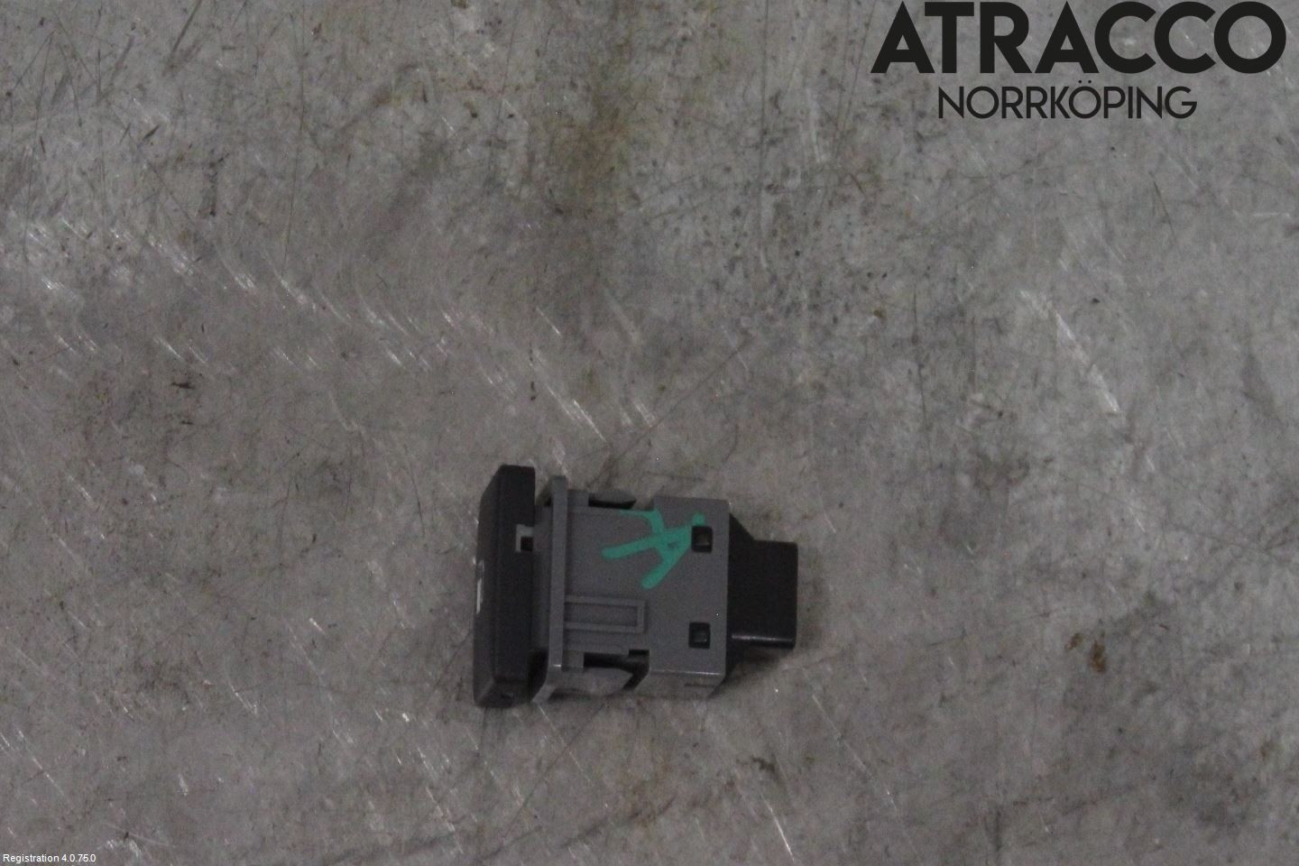 Toyota C-HR 16-23 Bryter Drivstoff Tankluke