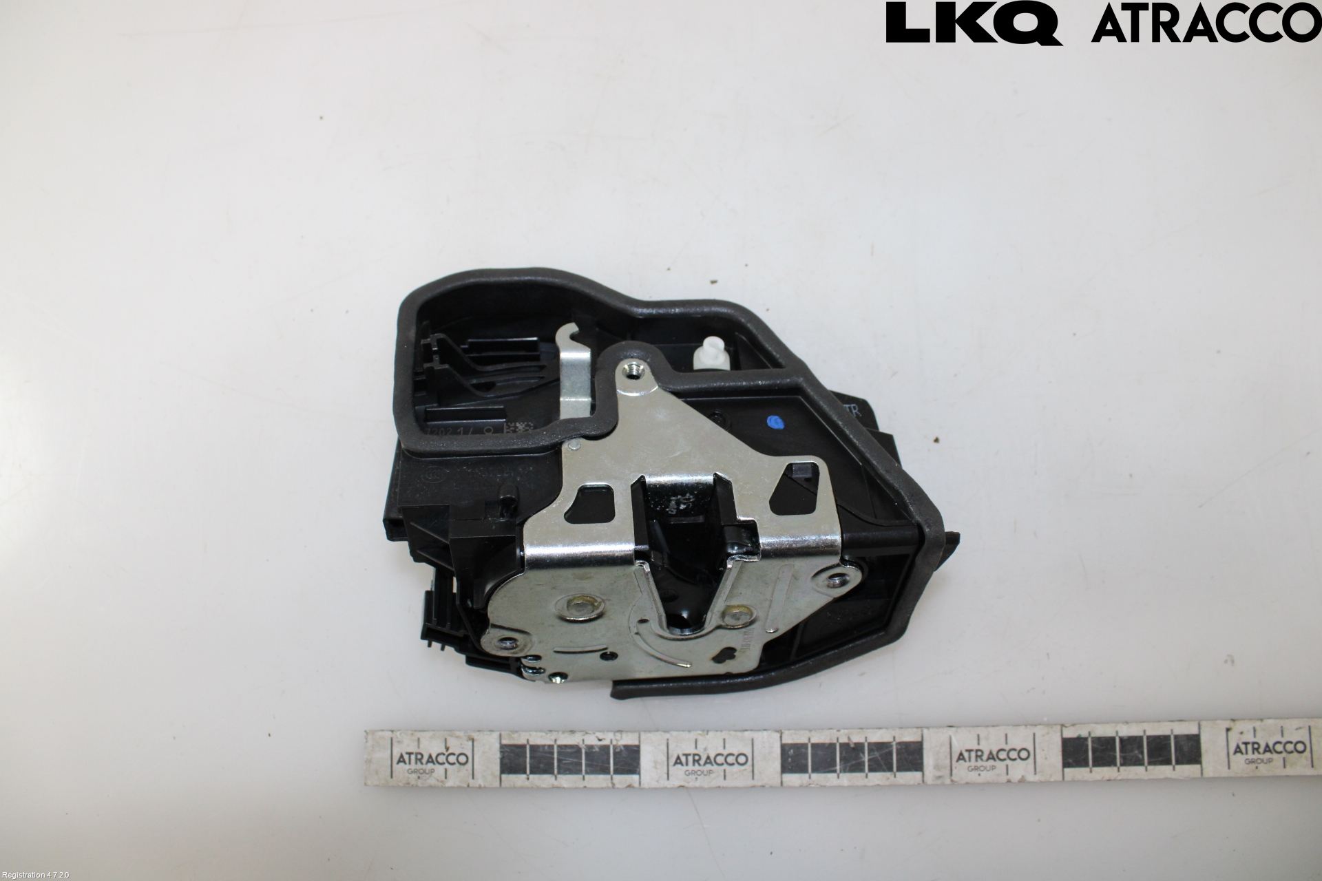 BMW 3 F30/F31/F80 12-19 Dørlås - Låsekasse