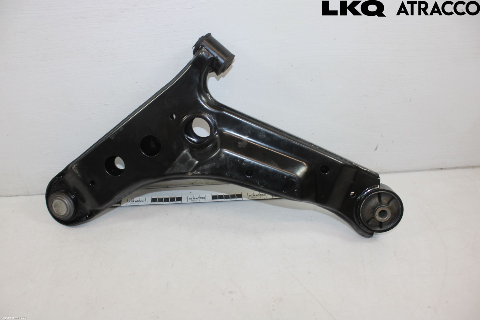 Hyundai i10 PA 08-13 Bærearm Foran Høyre Nedre