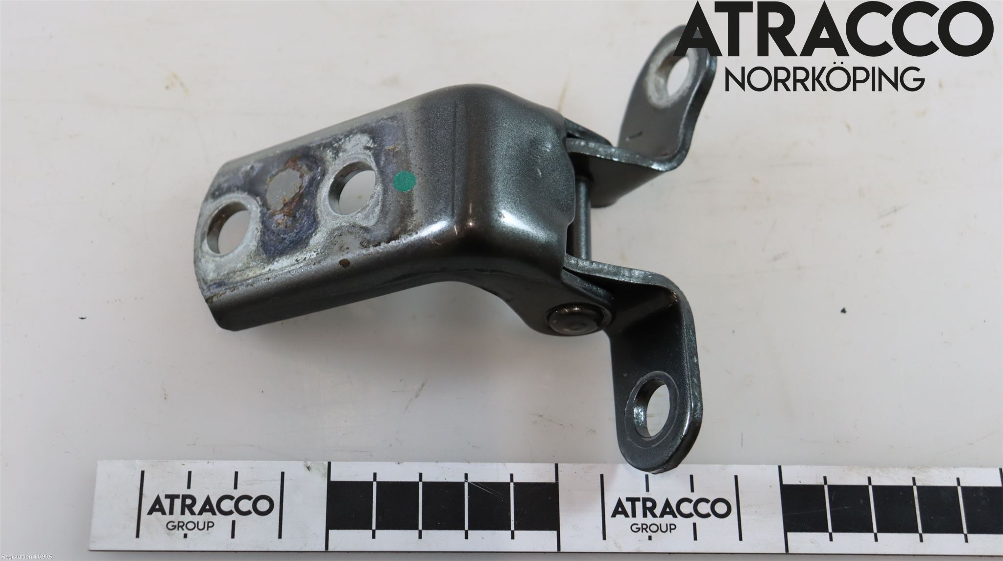 Toyota COROLLA VERSO 04-07 Dørhengsel