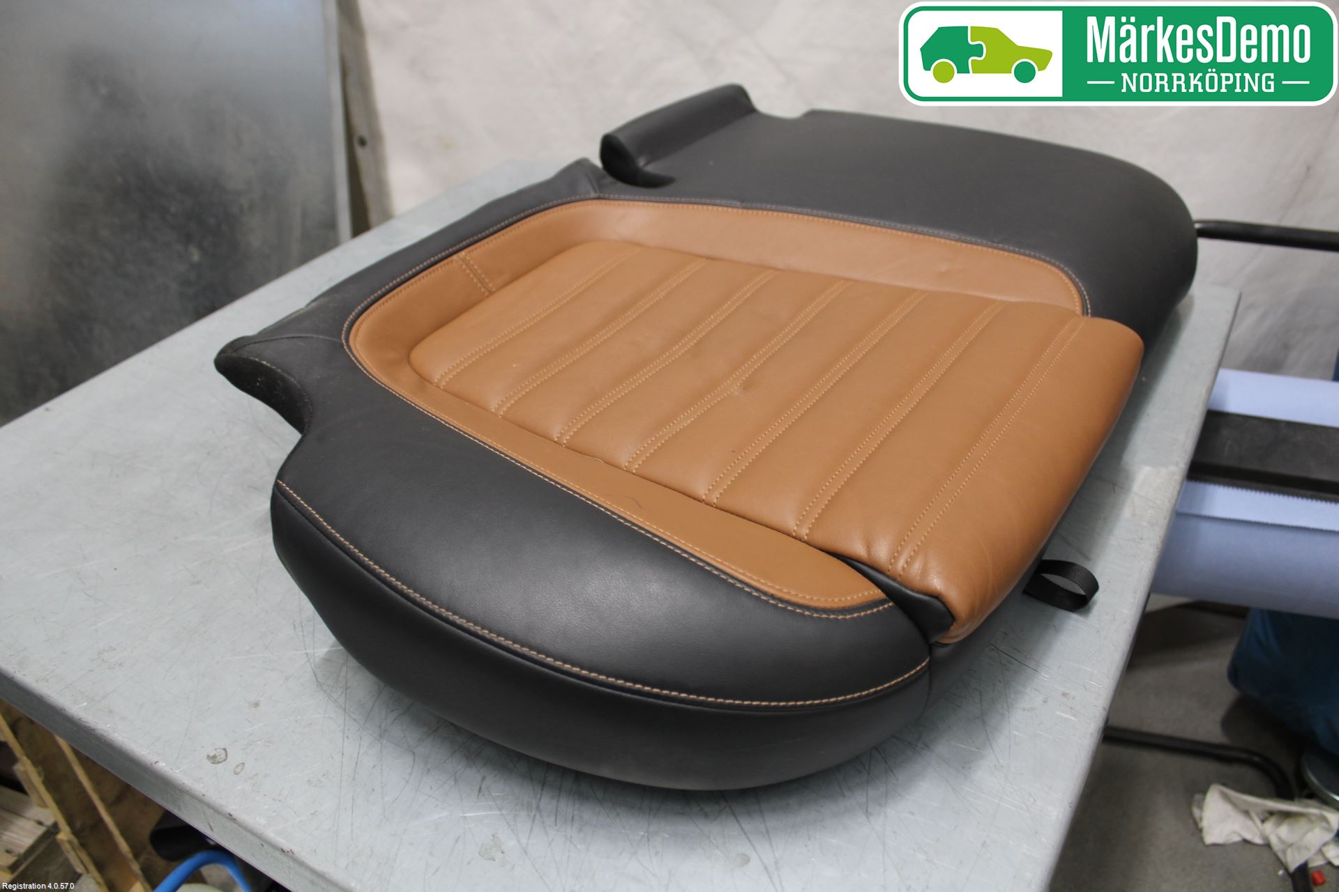 Volkswagen VW PASSAT 11-14 Innr Sete Baksete Kompl