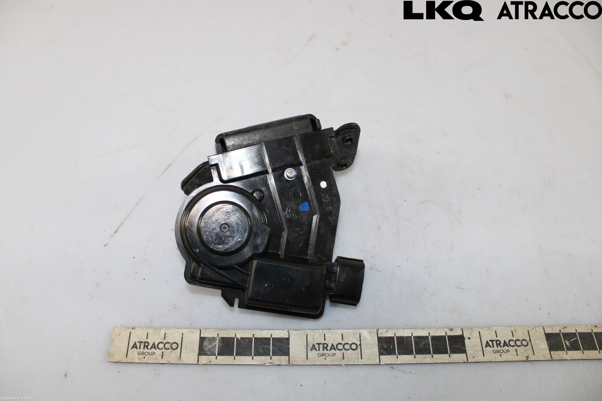 Toyota AVENSIS 16-18 Bakluke-Lokk Låsekasse