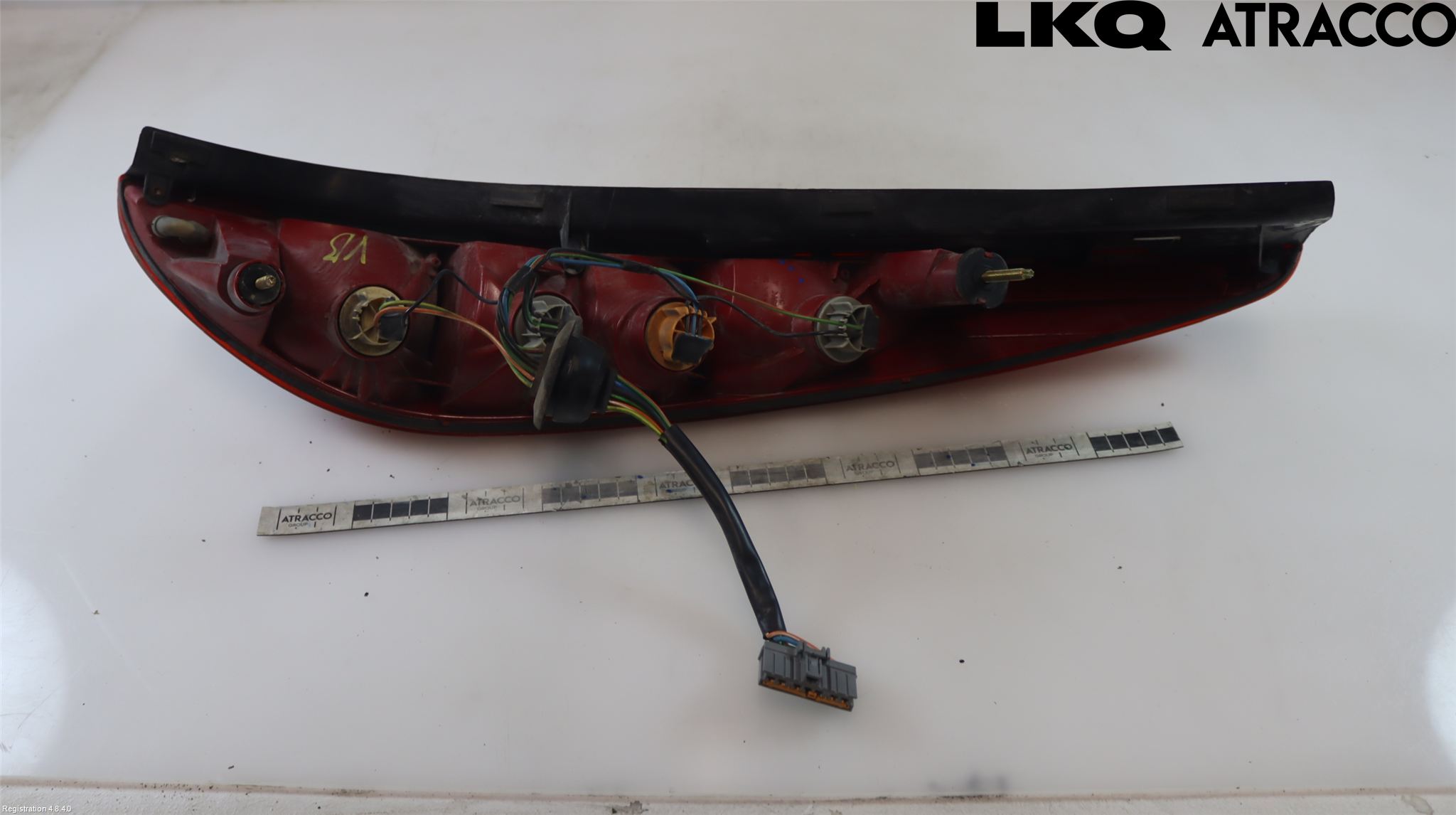 Ford MONDEO     01-06 Baklykt Venstre