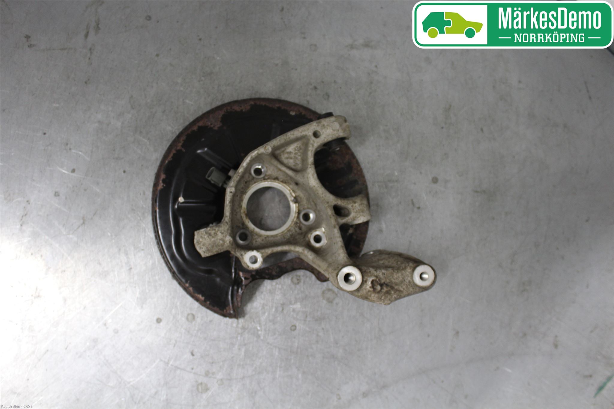 Volkswagen VW PASSAT 15-19 Spindel Hb