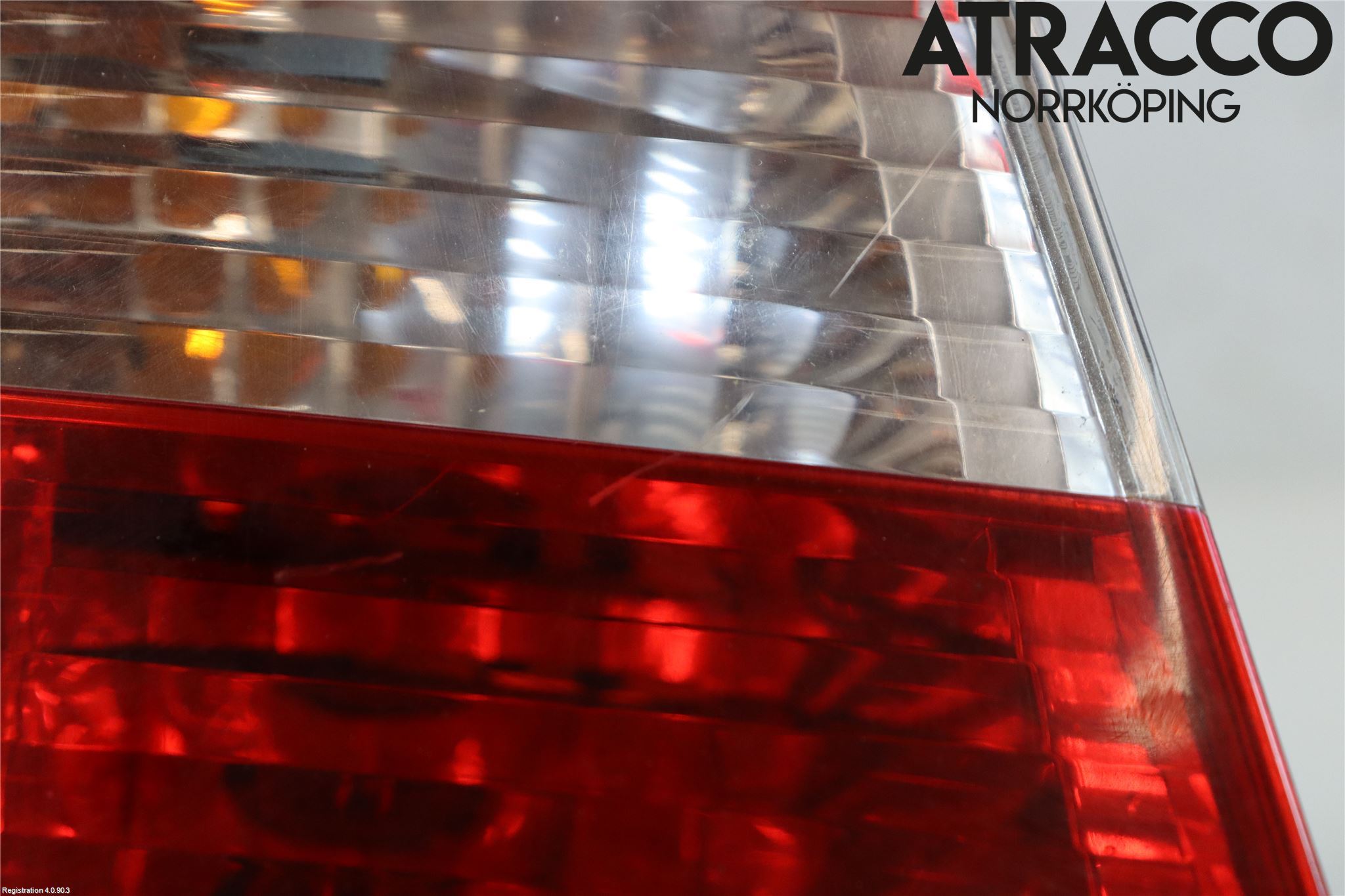 BMW 3 E46      98-05 Baklykt Venstre