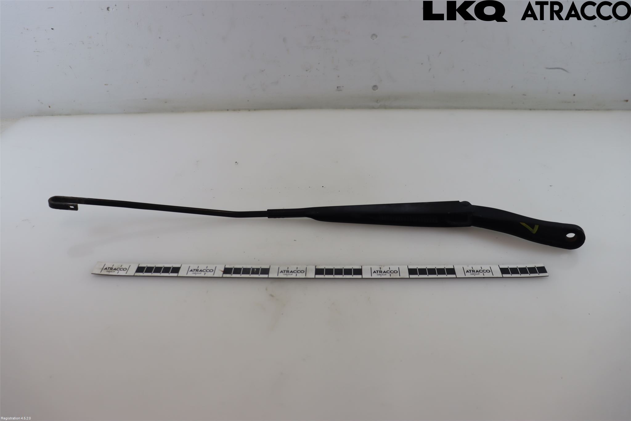 Nissan NV400 12-24 Viskerarm-Armer Frontrute