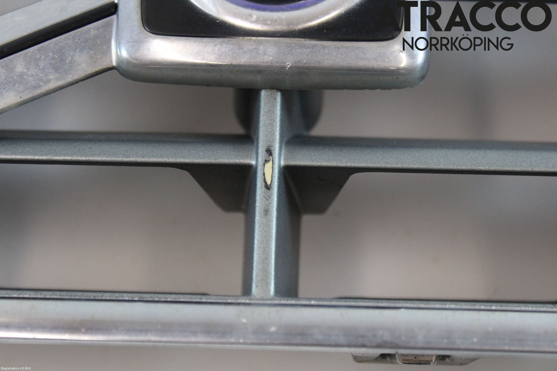 Volvo XC70 01-04 Grill Komplett
