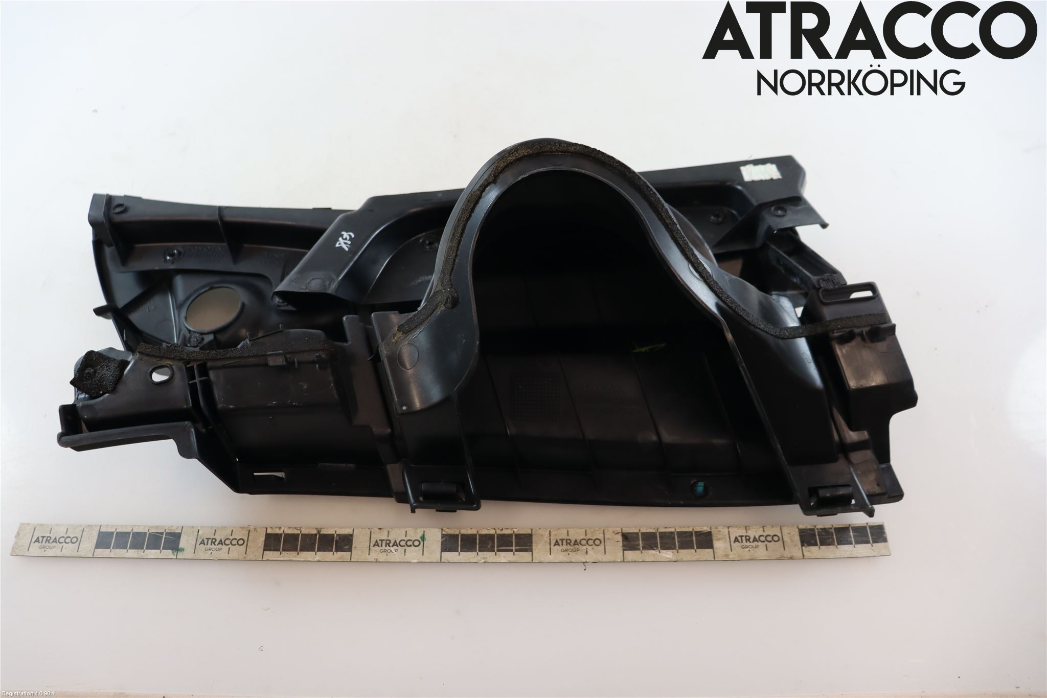 Toyota AURIS 07-09 Visker Deksel-Grill-Under Frr