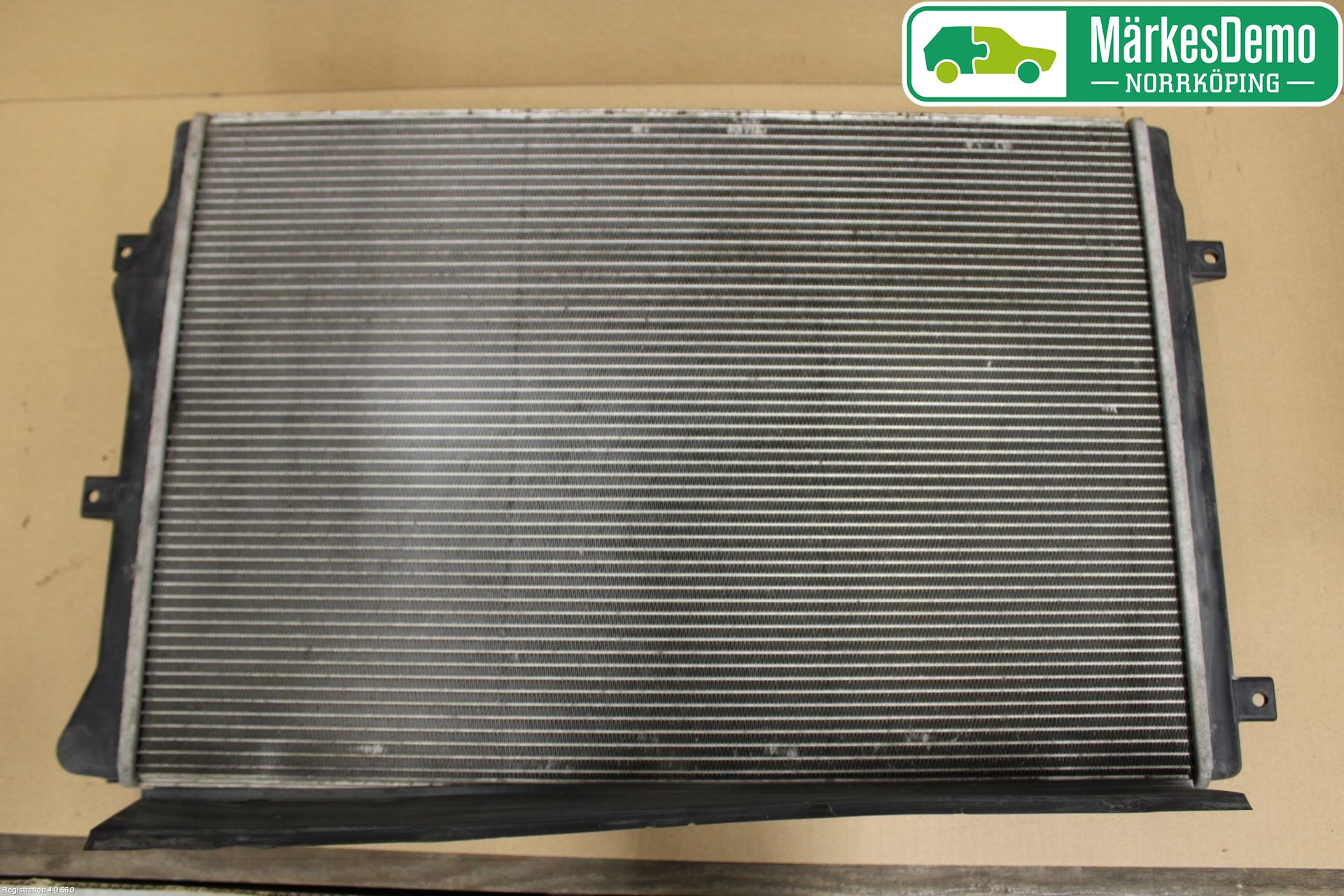 Volkswagen VW PASSAT 05-11 Radiator Manuell