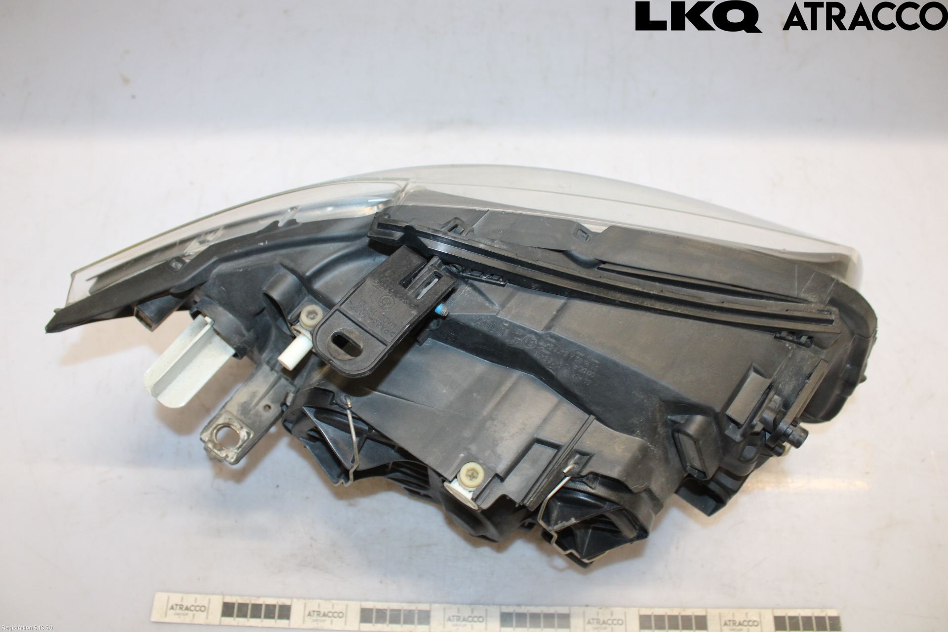 BMW 1 E87/81 5D/3D 03-11 Frontlykt Venstre