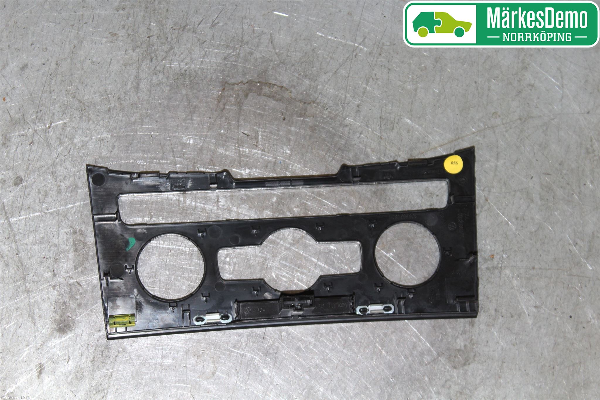 Volkswagen VW PASSAT 11-14 Innr Radio Ramme