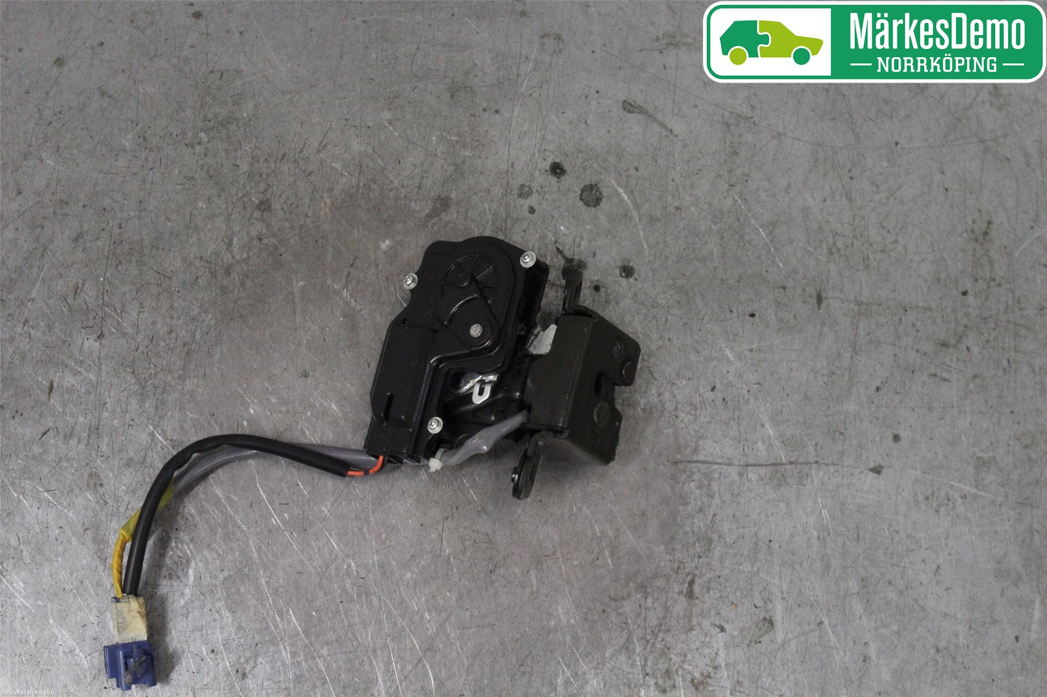 Toyota COROLLA VERSO 04-07 Bakluke-Lokk Låsekasse
