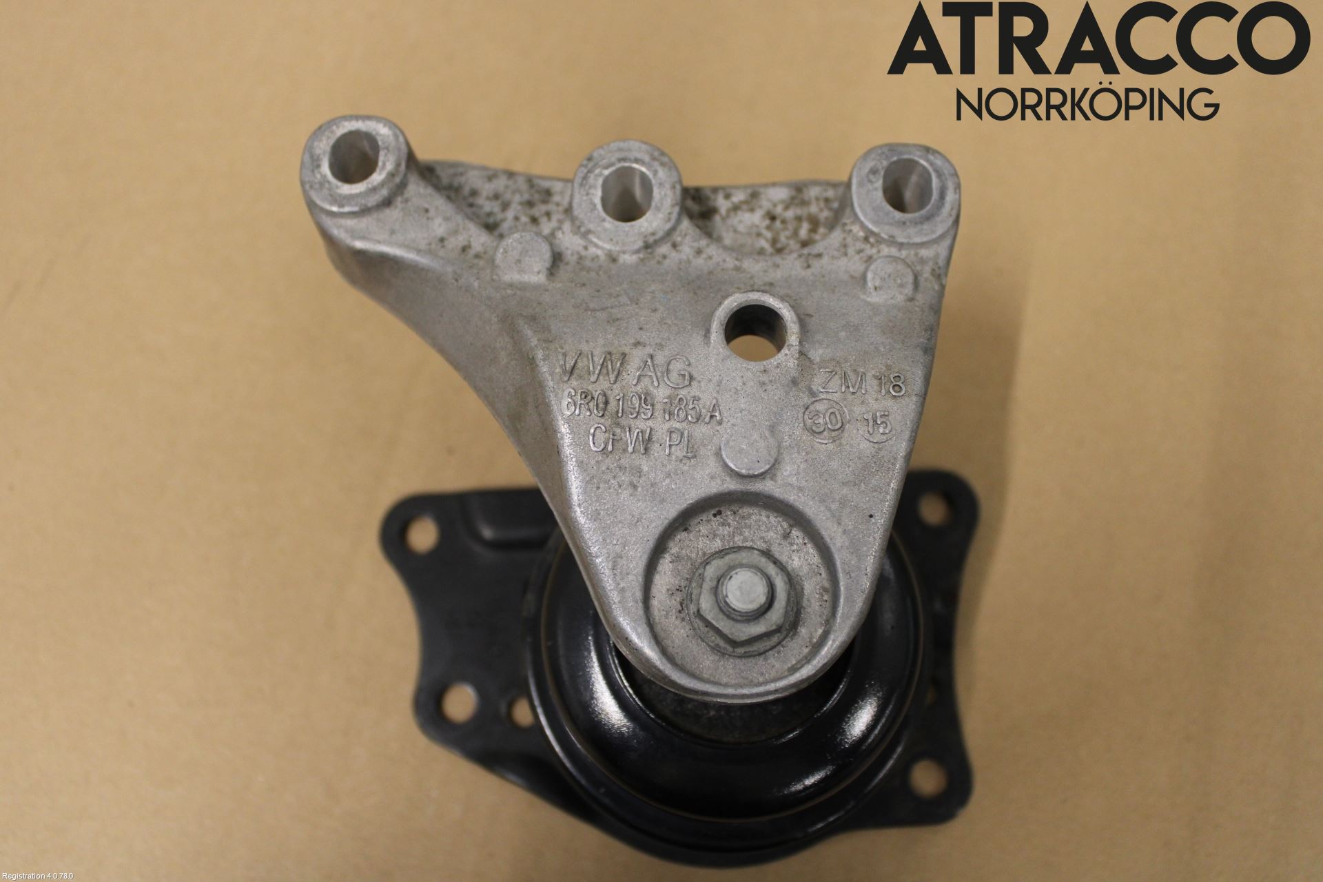Skoda FABIA 15-21 Motor Feste Gummi