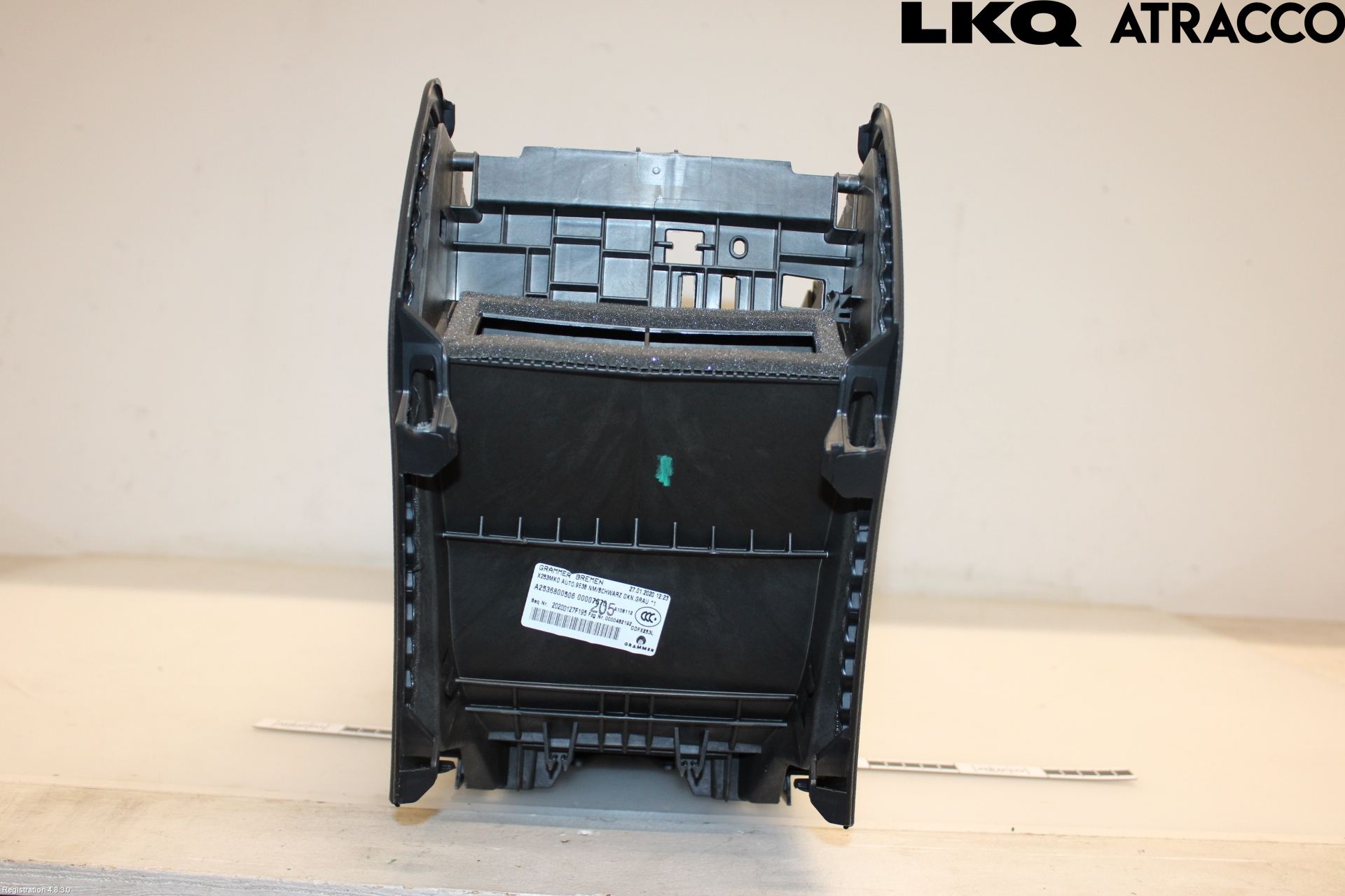Mercedes-Benz MB GLC-KLASS (X253/C253) 15-22 Innr Konsoll-Lomme