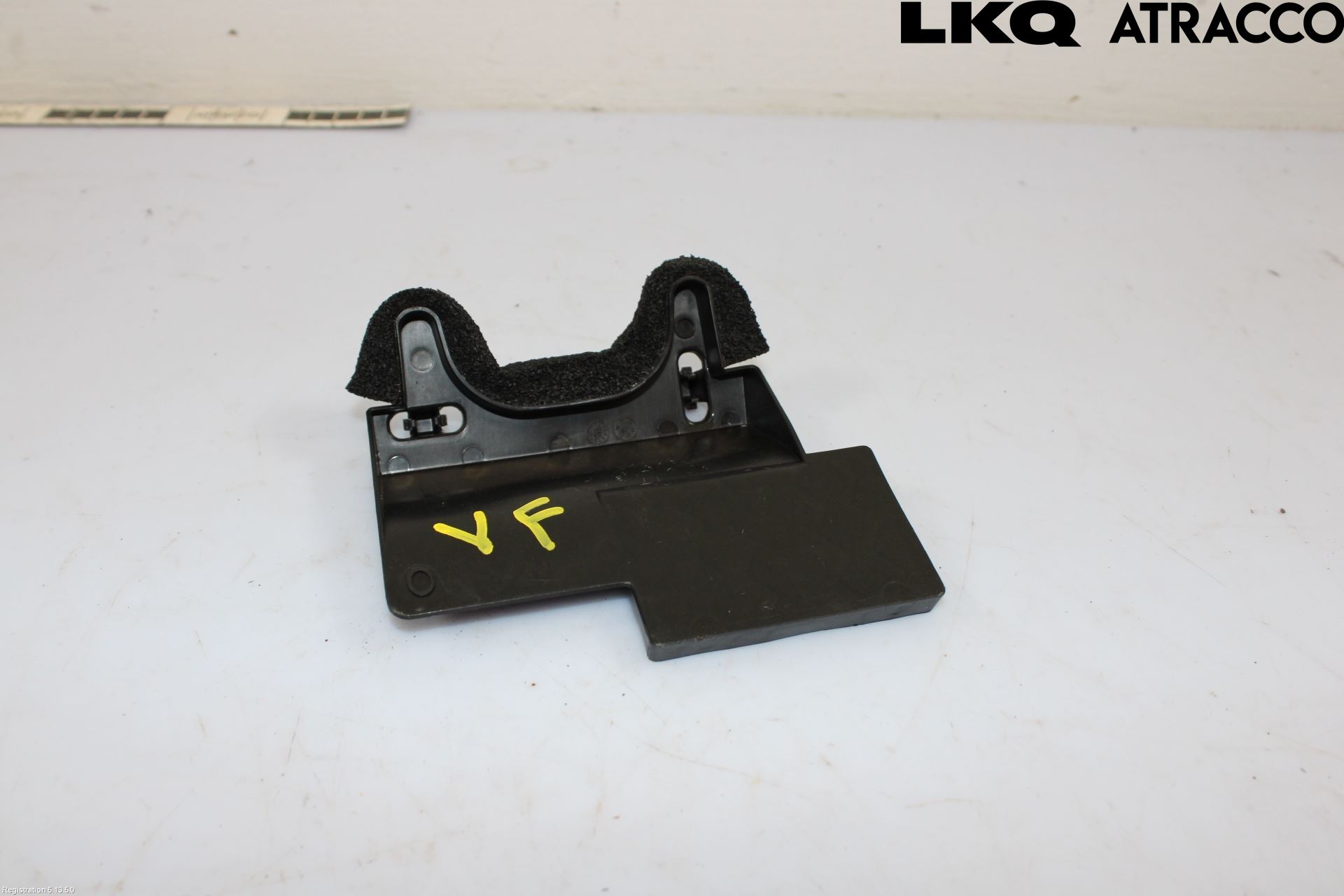 Toyota YARIS XP21 20- Luftstyring Front