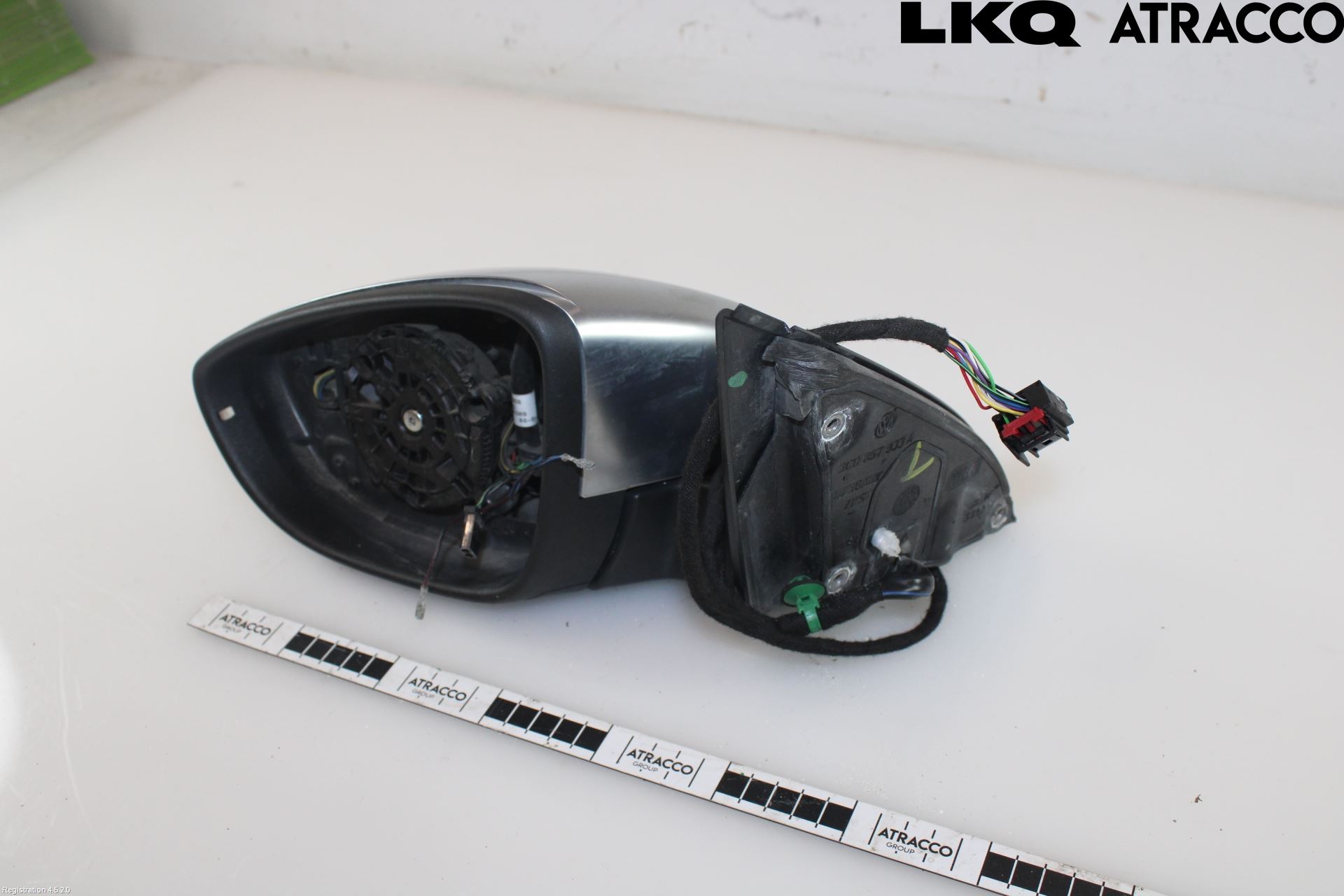 Volkswagen VW PASSAT 11-14 Speil V M-El Justering