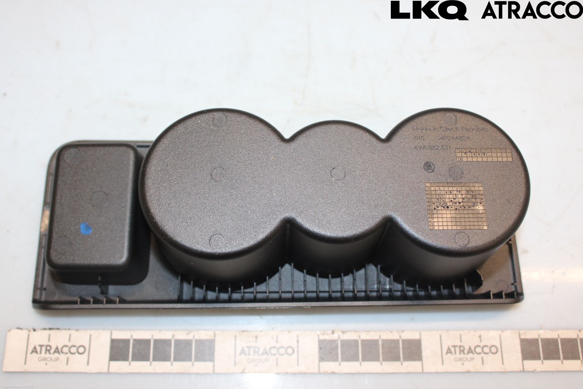 Skoda FABIA 22- Innr Koppholder
