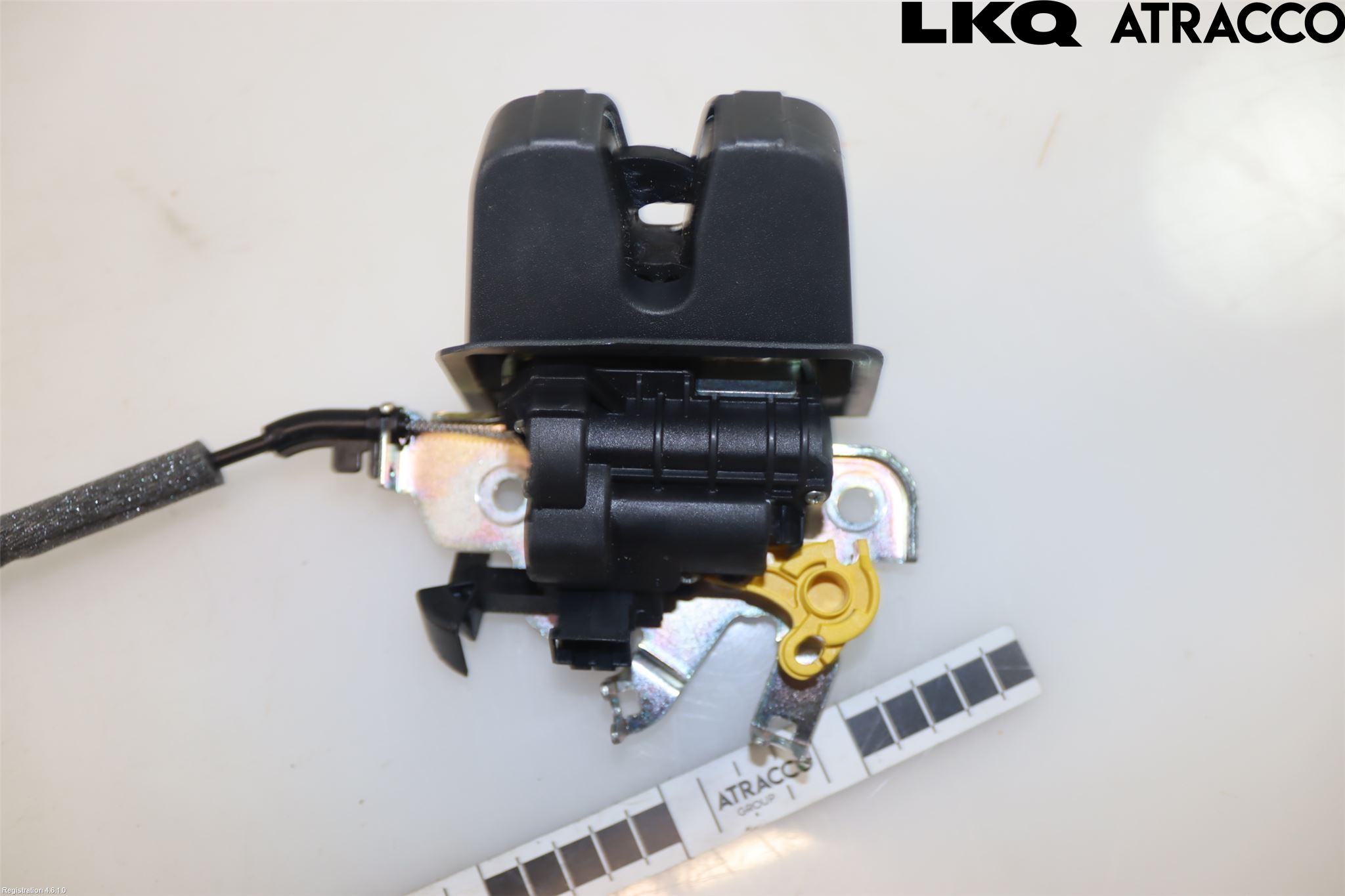 Volkswagen VW PASSAT 15-19 Baklukeåpner Automatisk