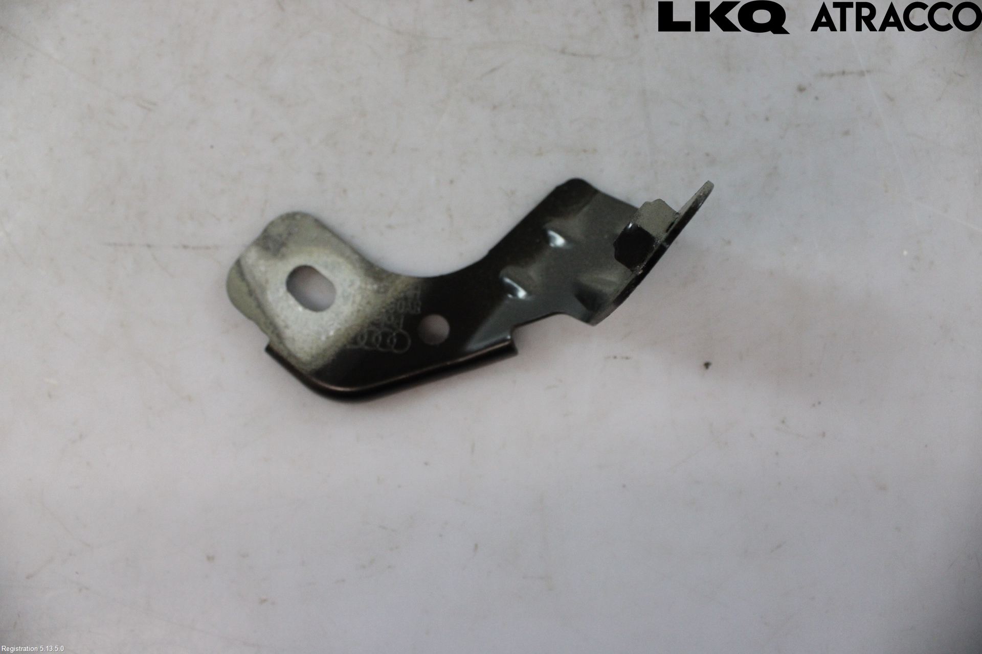 Audi A3/S3 8Y 21- Frontskjermfeste Venstre
