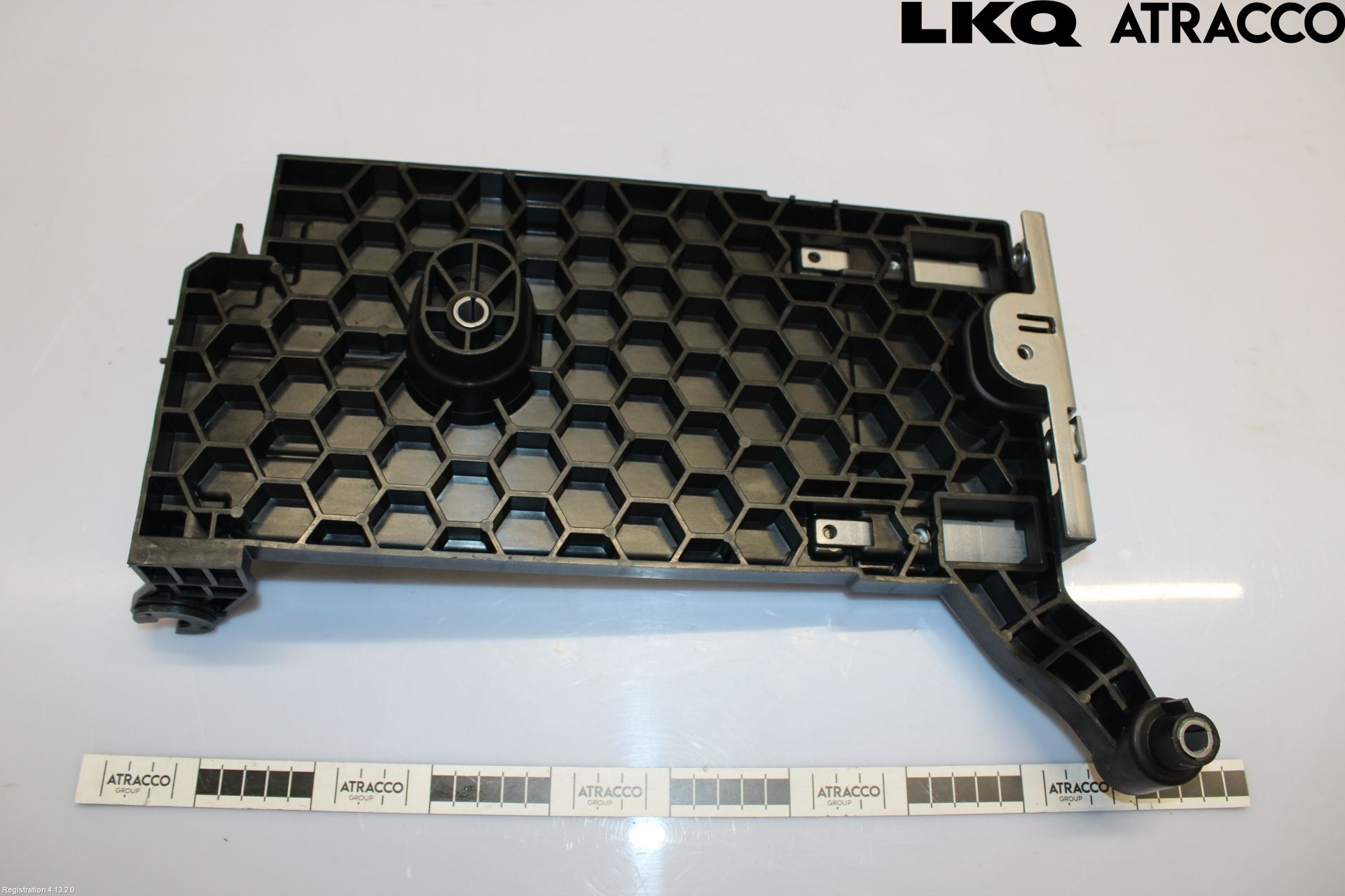 Volkswagen VW PASSAT 24- Batterikasse - Feste - Holder
