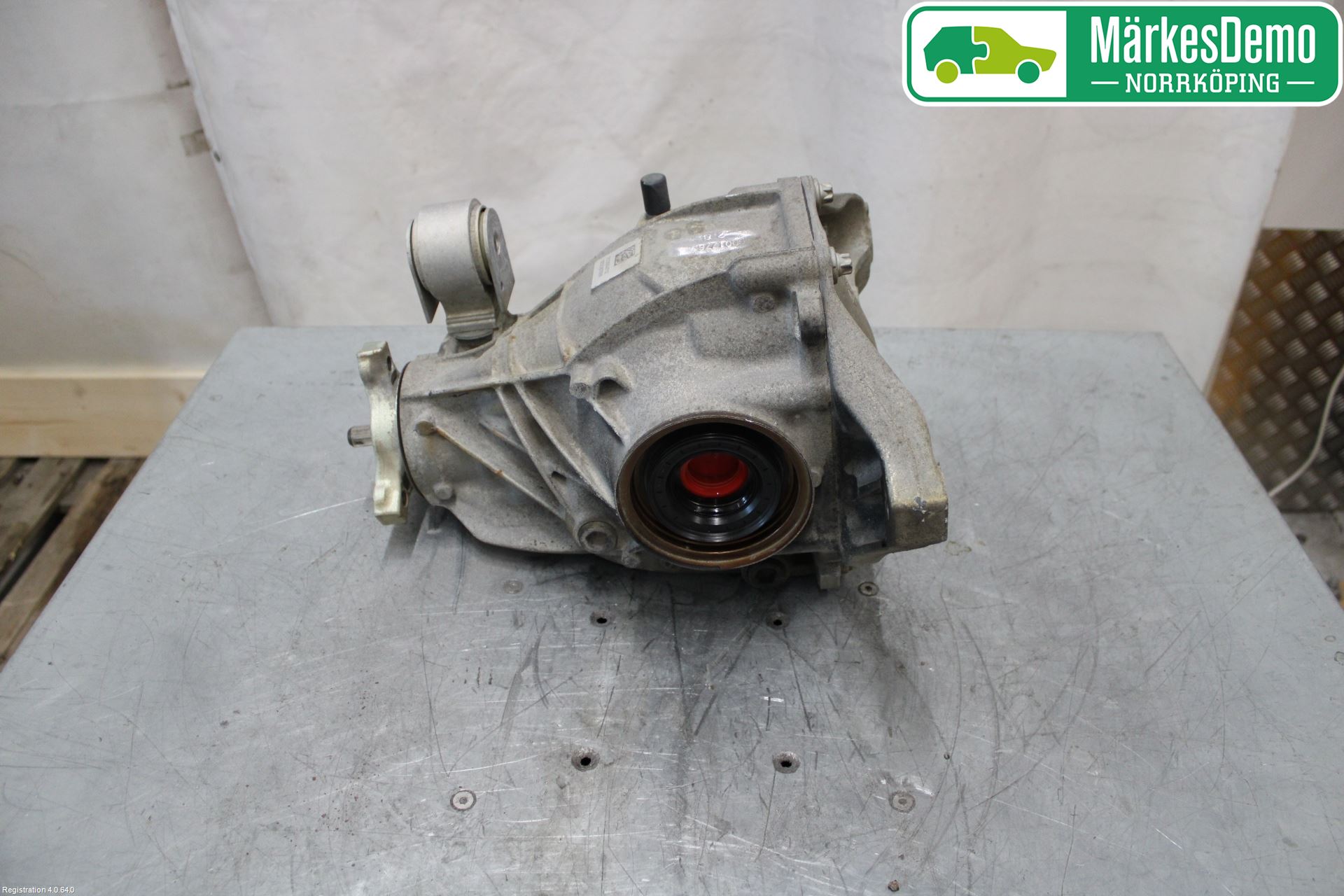 Mercedes-Benz MB E-KLASS (W213) 16-23 Bakaksel Kardang Bak -Diff