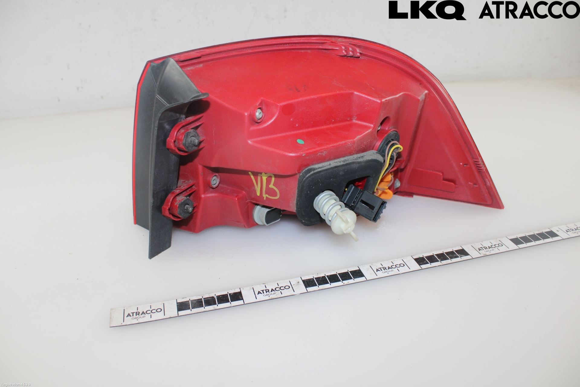 Volkswagen VW PASSAT 11-14 Baklykt Venstre