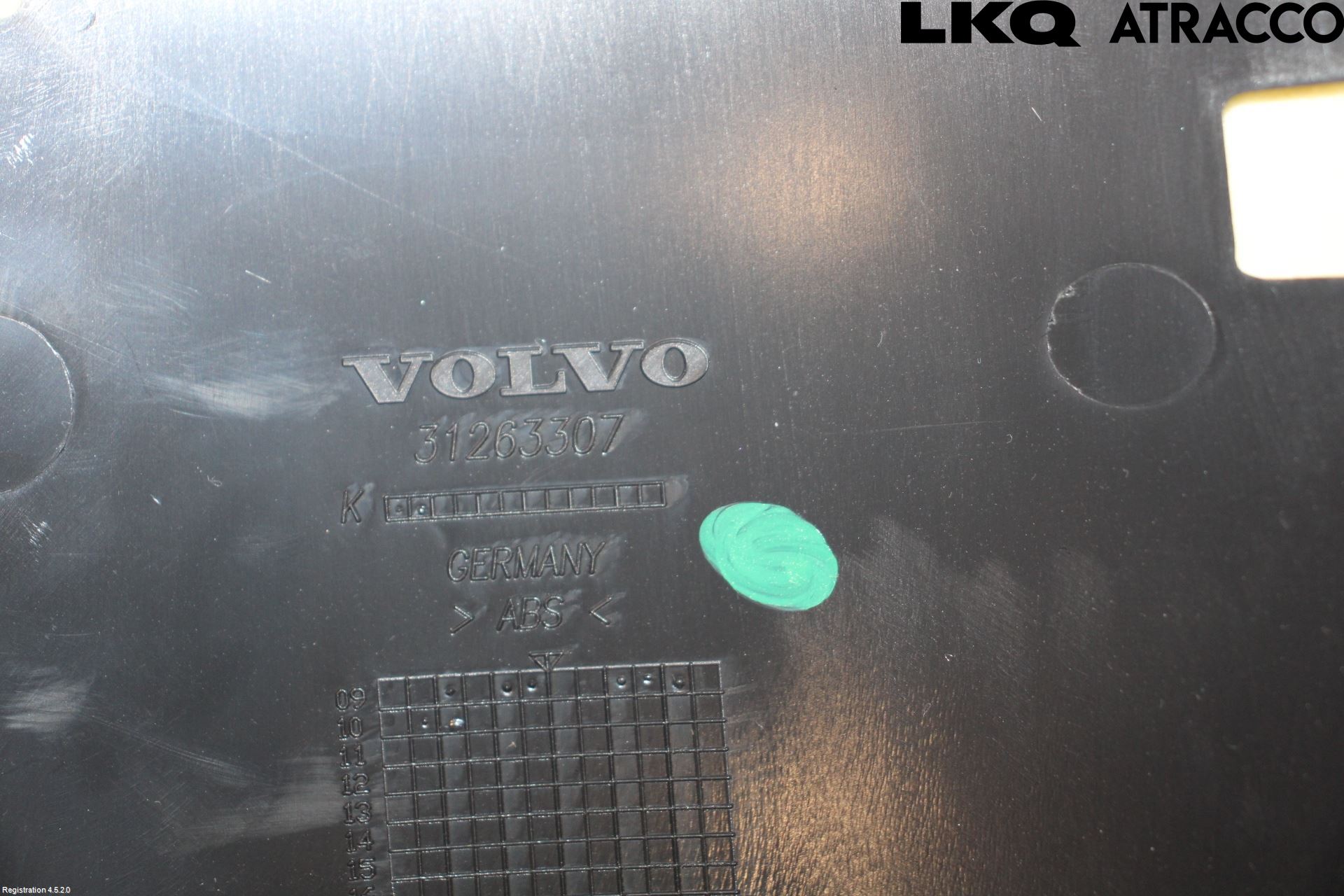 Volvo S60 11-13 Innr Sidetrekk-Deksel