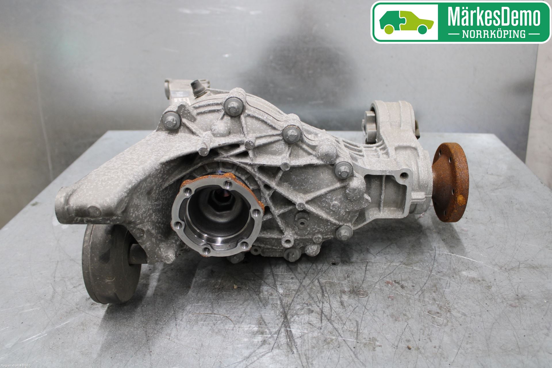 Audi A4/S4 B9 20- Bakaksel Kardang Bak -Diff