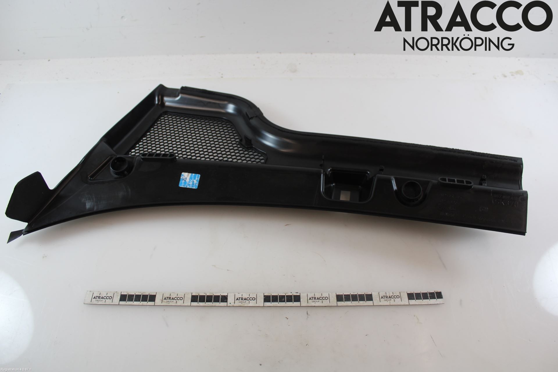 Skoda SCALA 19- Visker Deksel-Grill-Under Frr