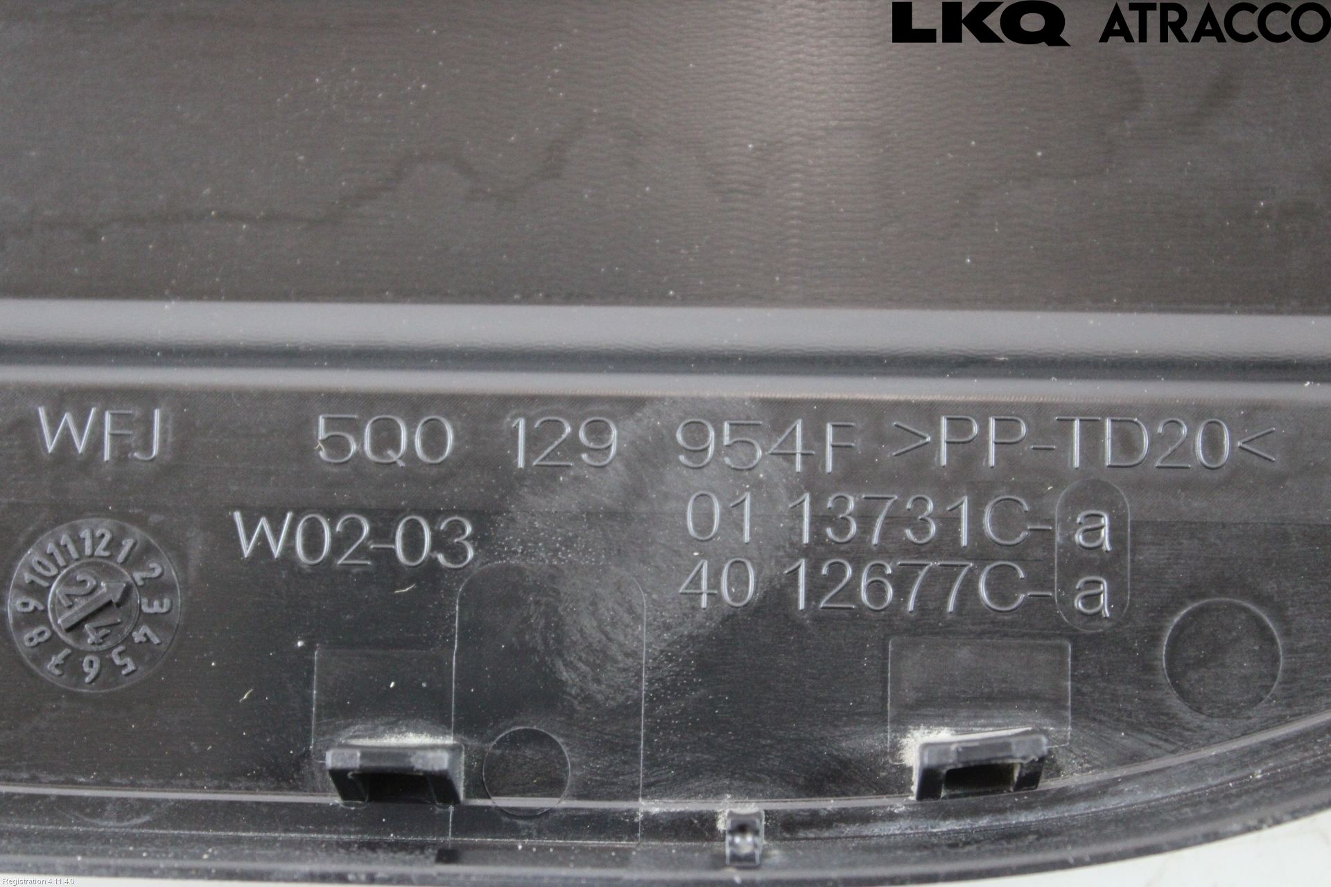 Volkswagen VW GOLF / E-GOLF VIII 20- Luftstyring Front