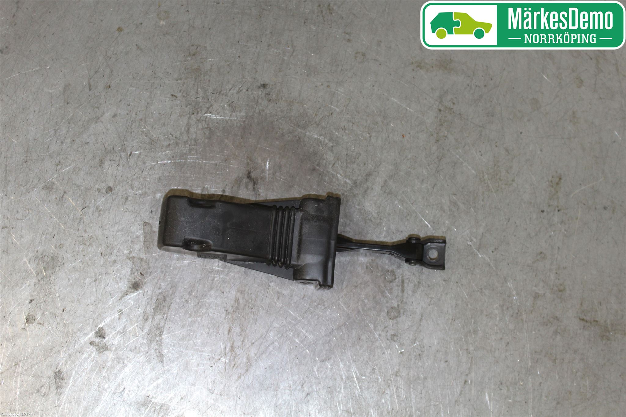 Audi A4/S4 B9 20- Dørstopper