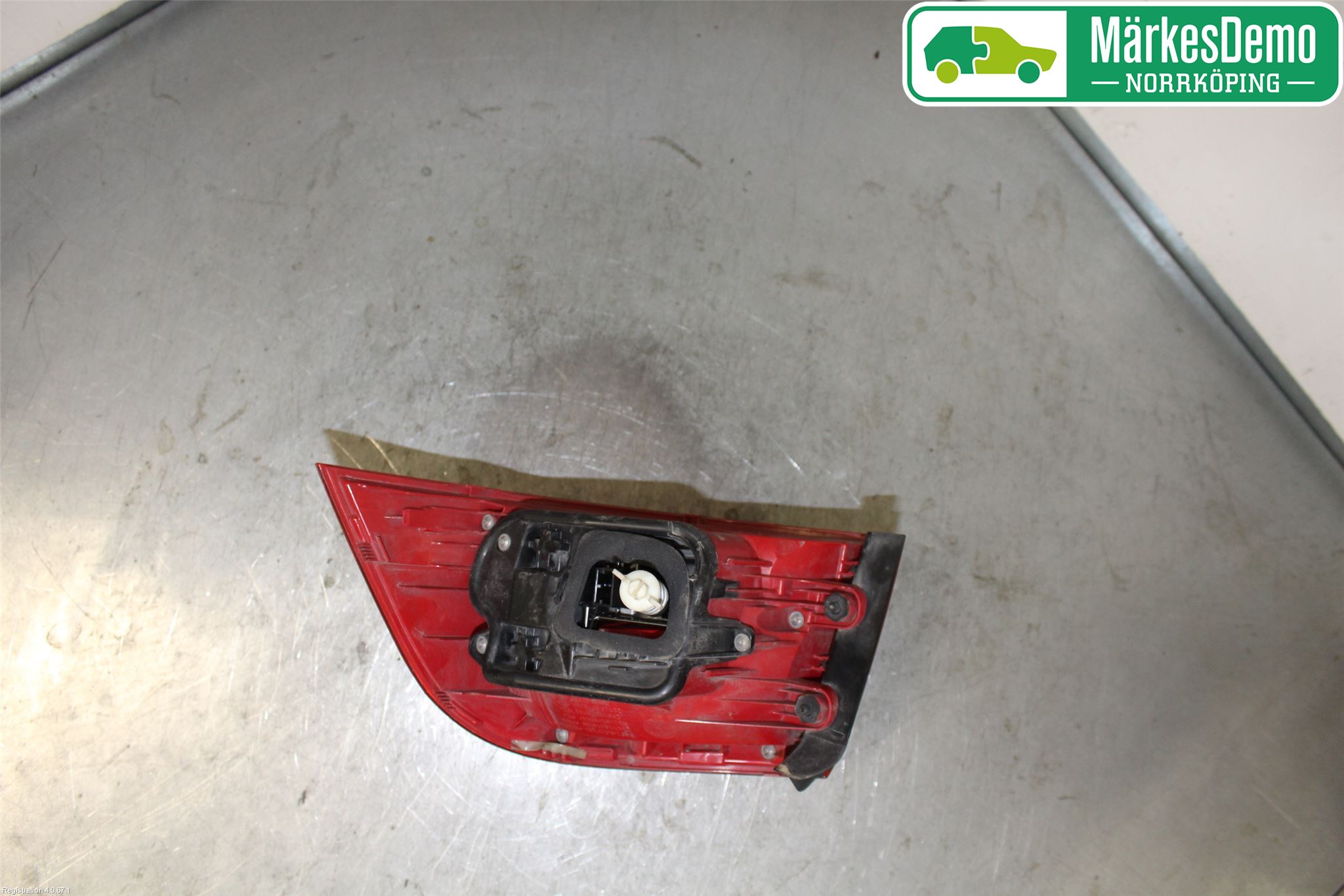 Volkswagen VW PASSAT 11-14 Baklykt Venstre