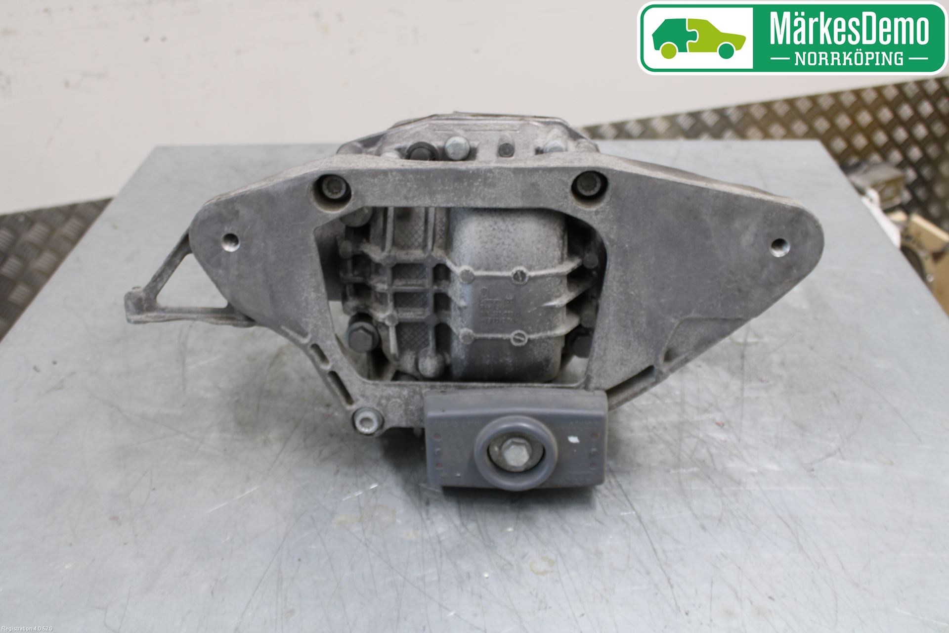 Audi A6/S6 4G 11-18 Bakaksel Kardang Bak -Diff