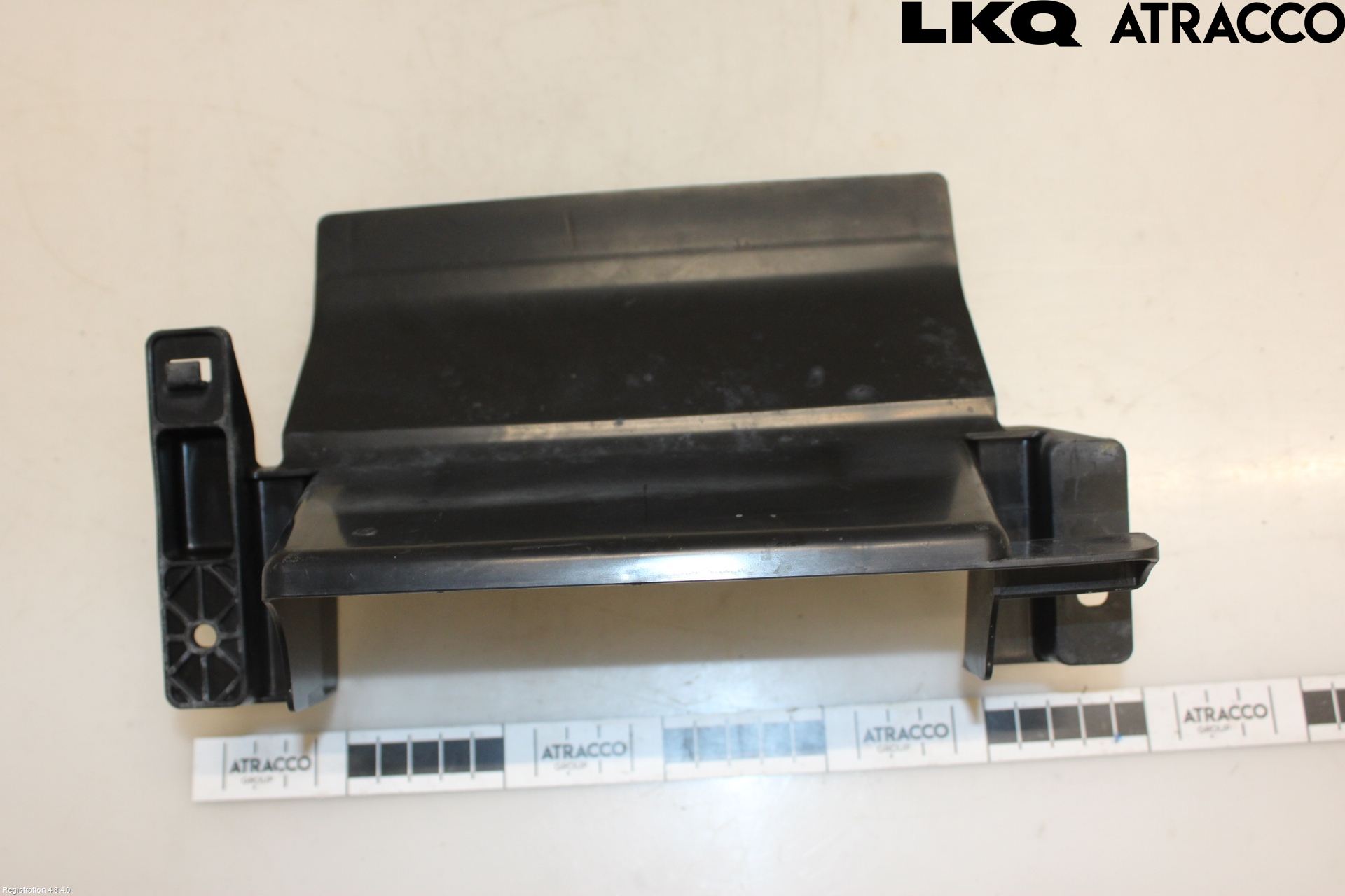 Mitsubishi OUTLANDER 13-21 Luftstyring Front