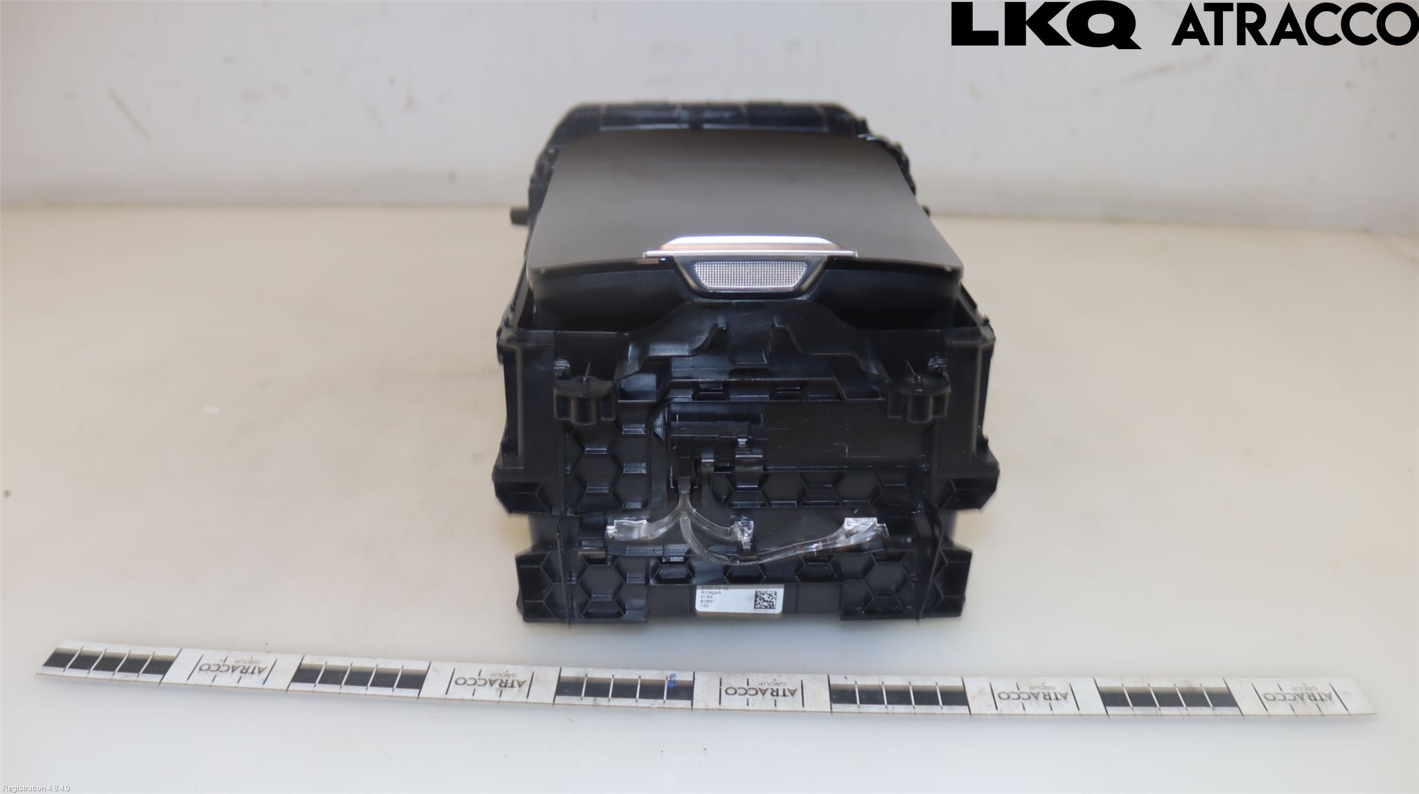 Mercedes-Benz MB C-KLASS (W206) 21- Innr Oppbevaringsrom