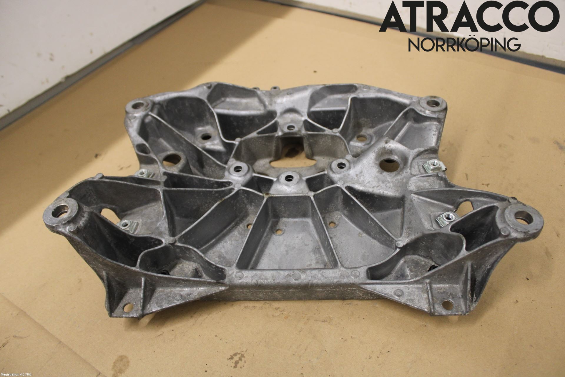 Audi A6 F2/C8 19- Gearkasse Bjelke - Travers
