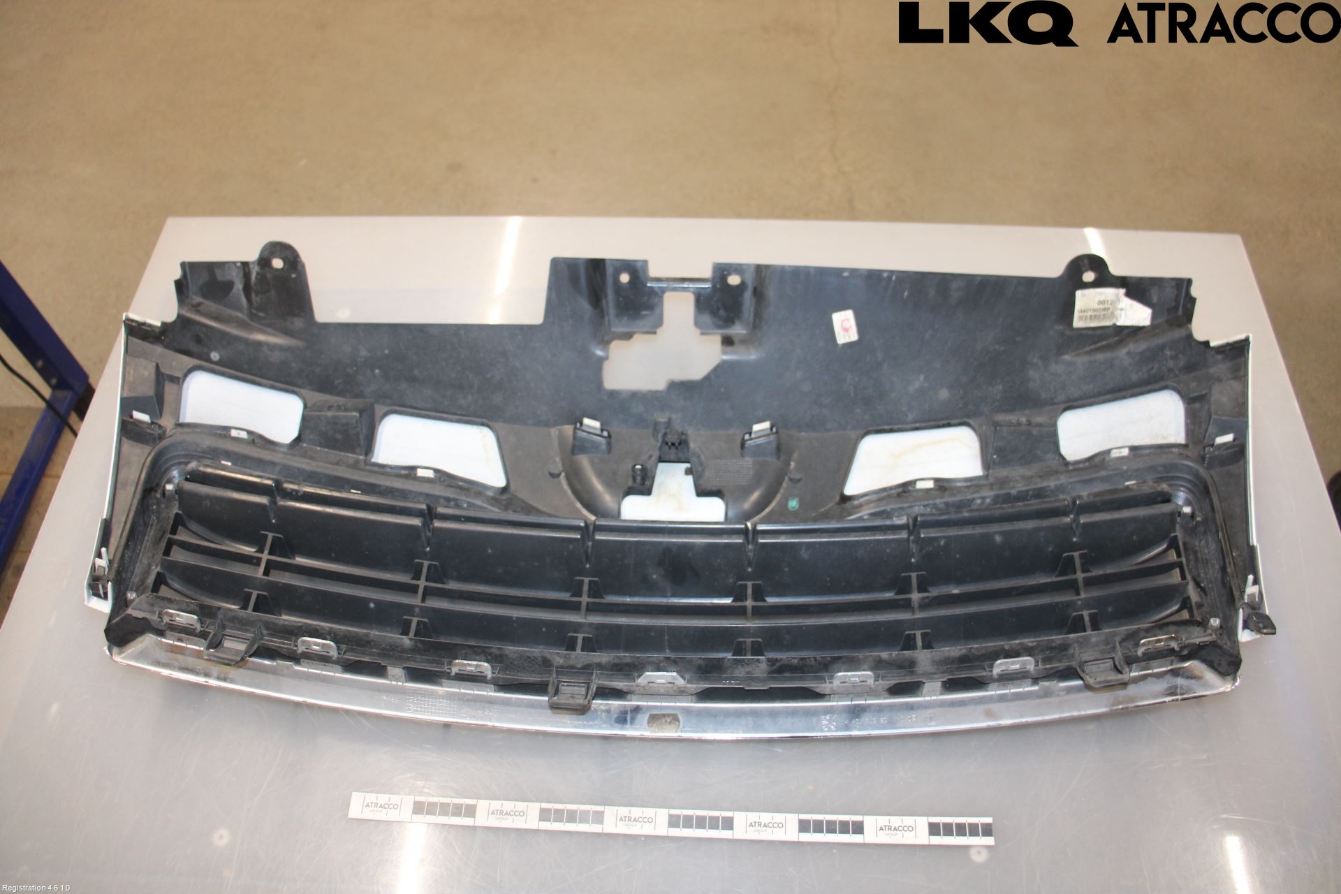 Peugeot EXPERT 15-16 Grill Komplett