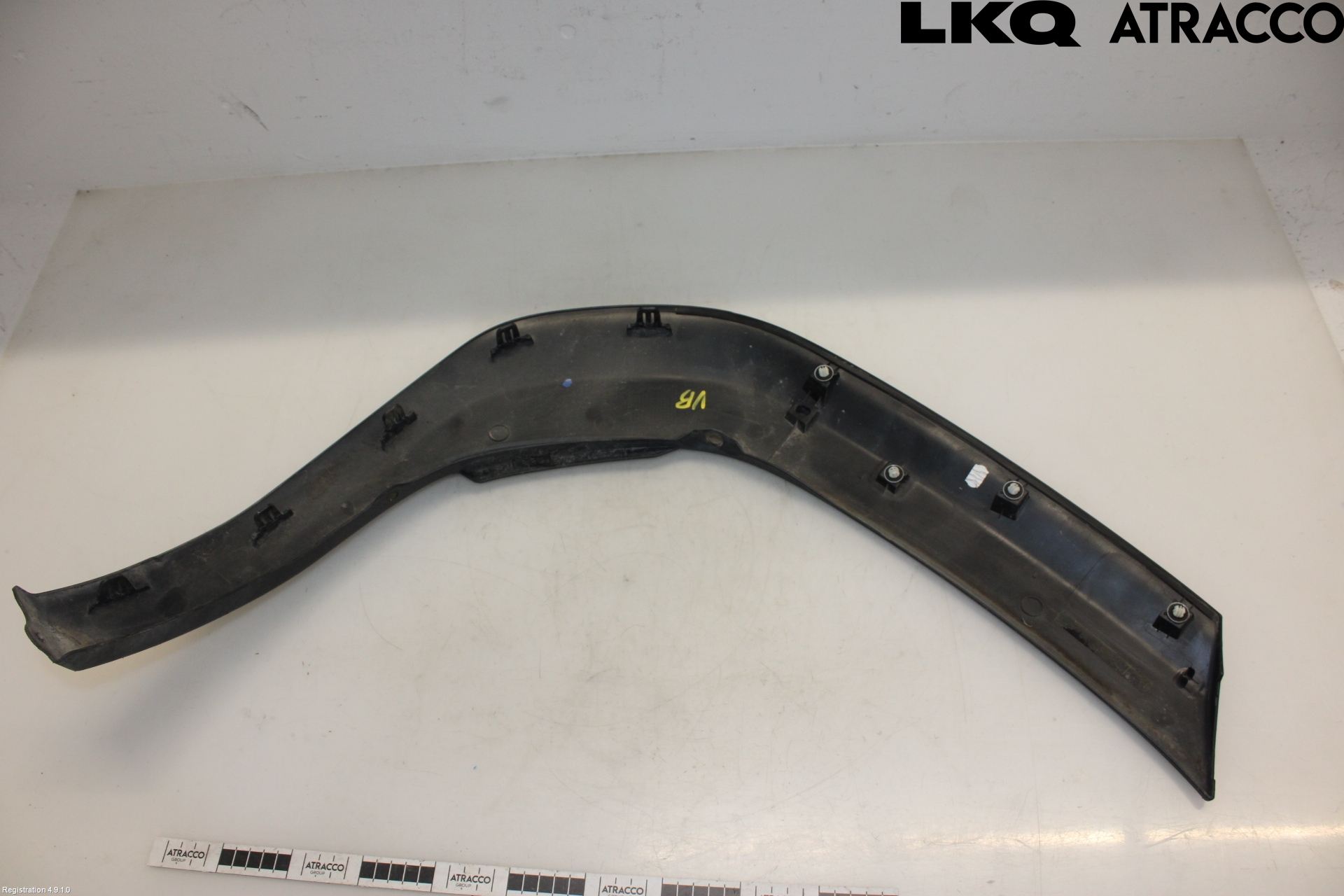 Toyota YARIS CROSS XP21 21- Skjerm Bredder