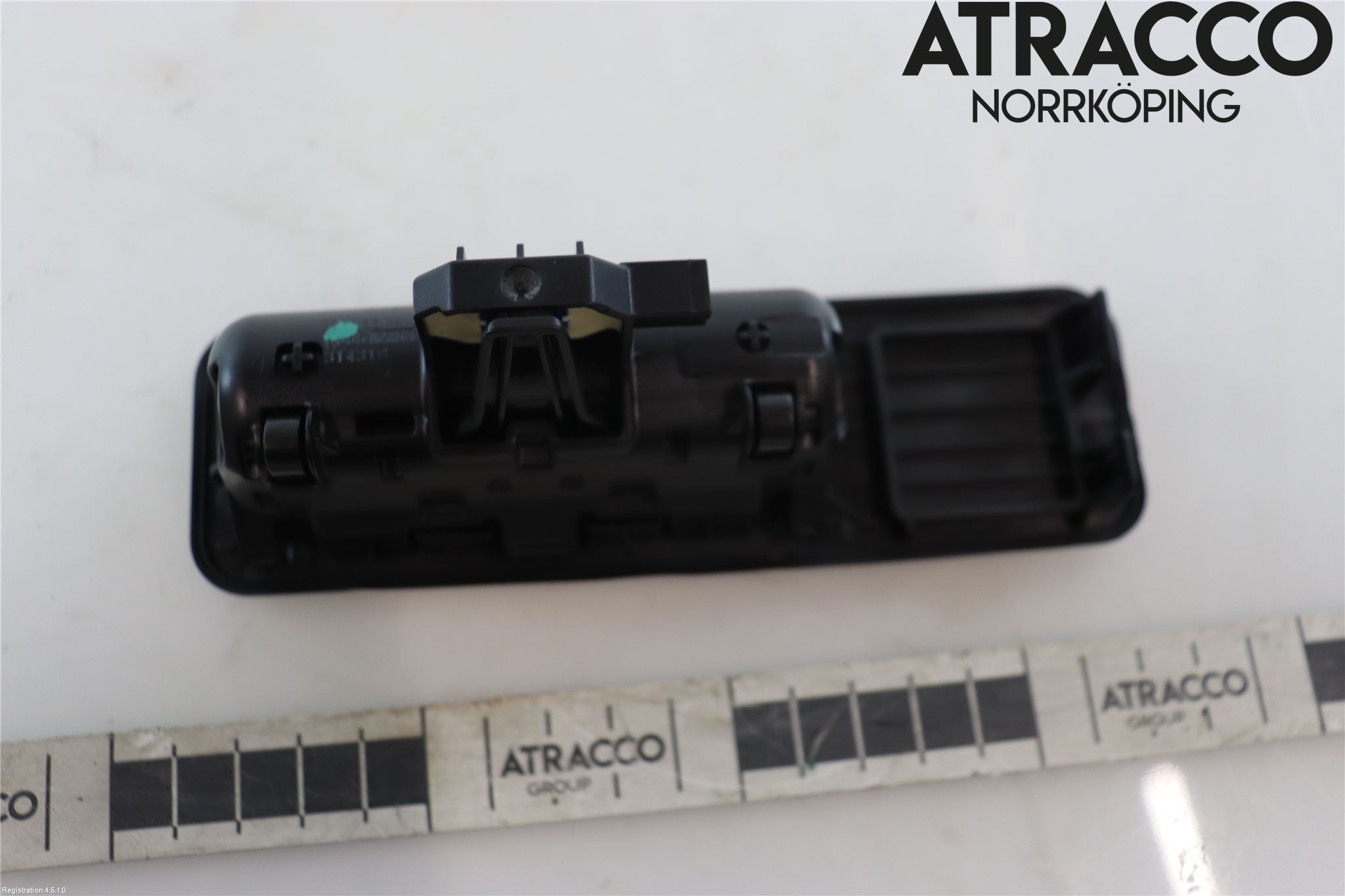BMW 1 F40 19- Bakluke Handtak Ytre
