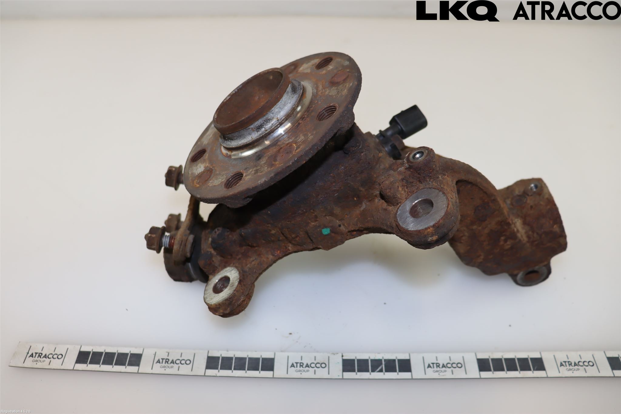 Volkswagen VW GOLF SPORTSVAN 15-20 Spindel Hf