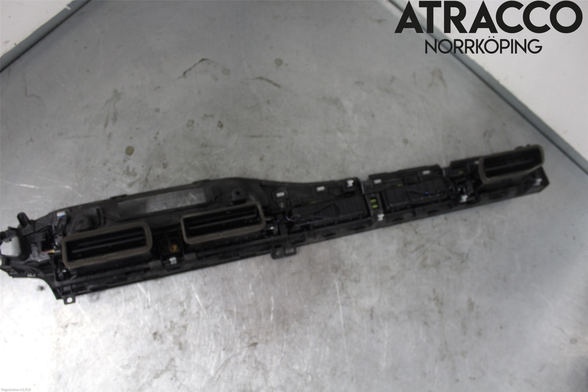 Audi A4/S4 B9 16-19 Dashbord Kanal - Dyse