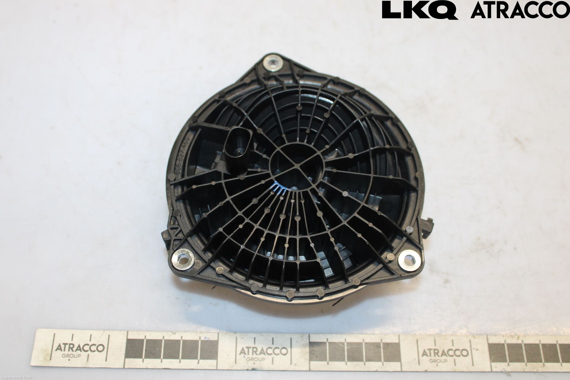 Volkswagen VW POLO 10-17 Bakluke Handtak Ytre