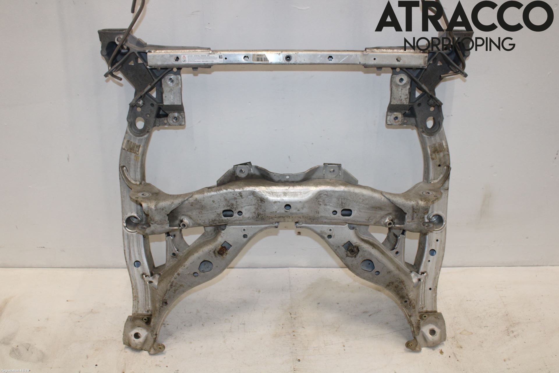BMW 5 F10/F11/F18 09-17 Forstillingsbjelke(Tvergående)