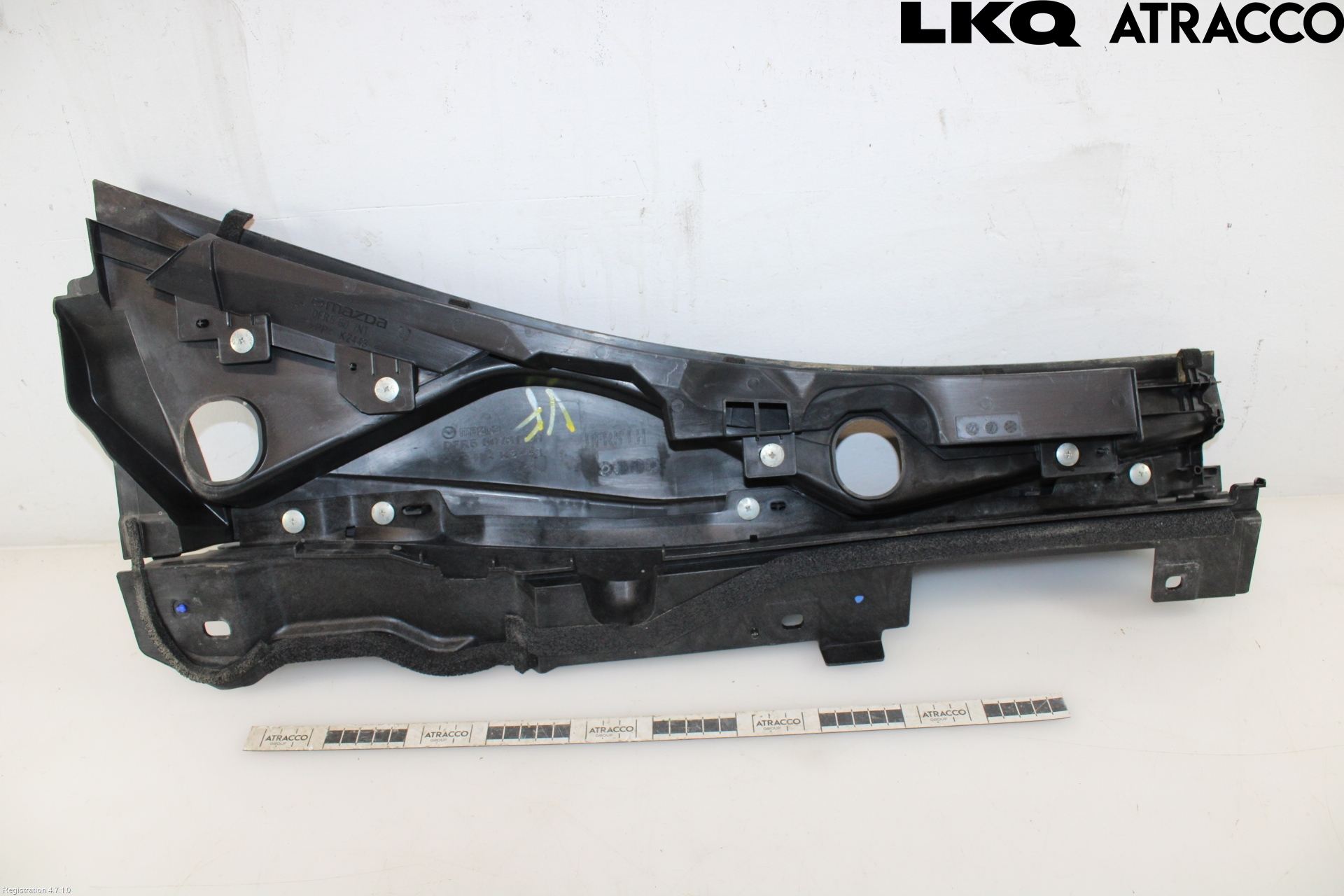 Mazda CX-30 20- Visker Deksel-Grill-Under Frr
